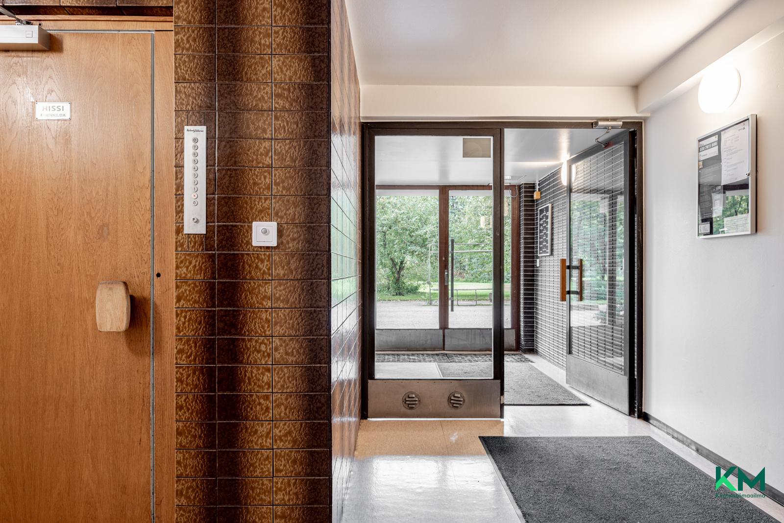 Arhotie 19, Vartiokylä, Helsinki