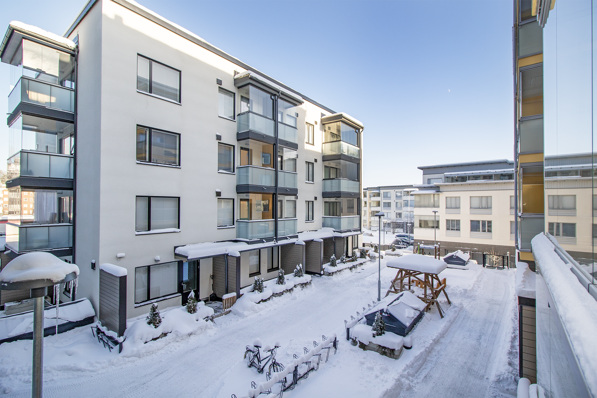 Näkymä parvekkeelta.