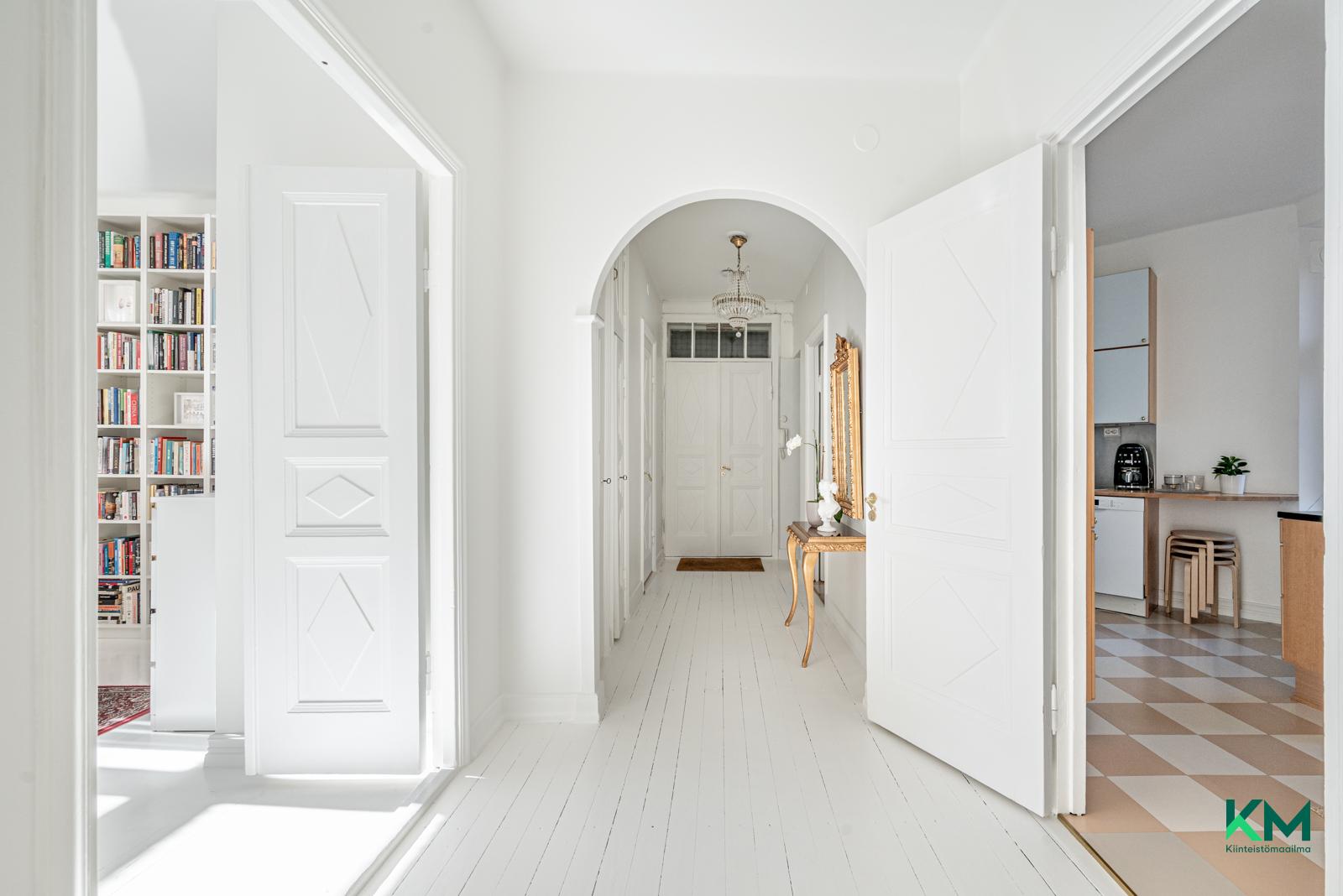 Korkeavuorenkatu 15, Ullanlinna, Helsinki