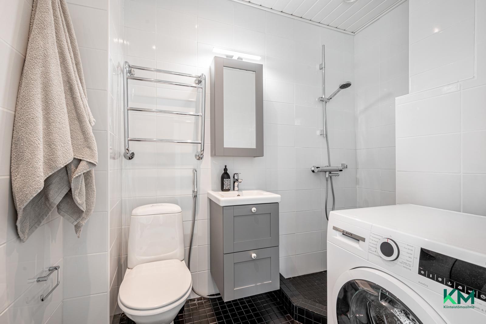 Korkeavuorenkatu 15, Ullanlinna, Helsinki