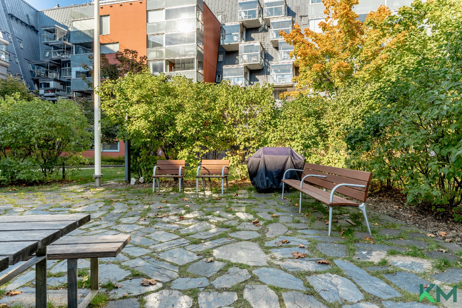 Pohjoinen Rautatiekatu 31, Etu-Töölö, Helsinki