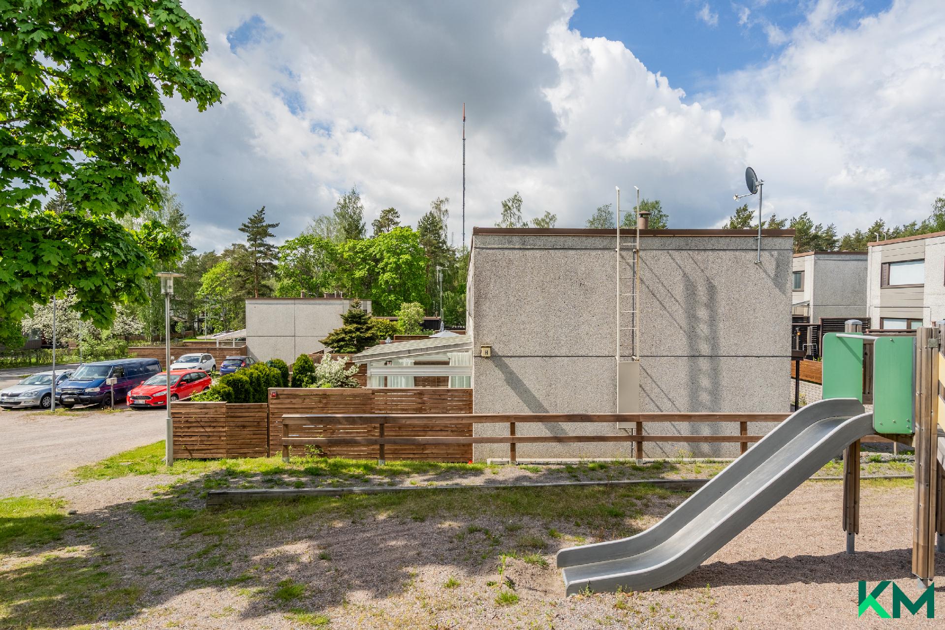 Oksakarhinmäki 4, Latokaski, Espoo