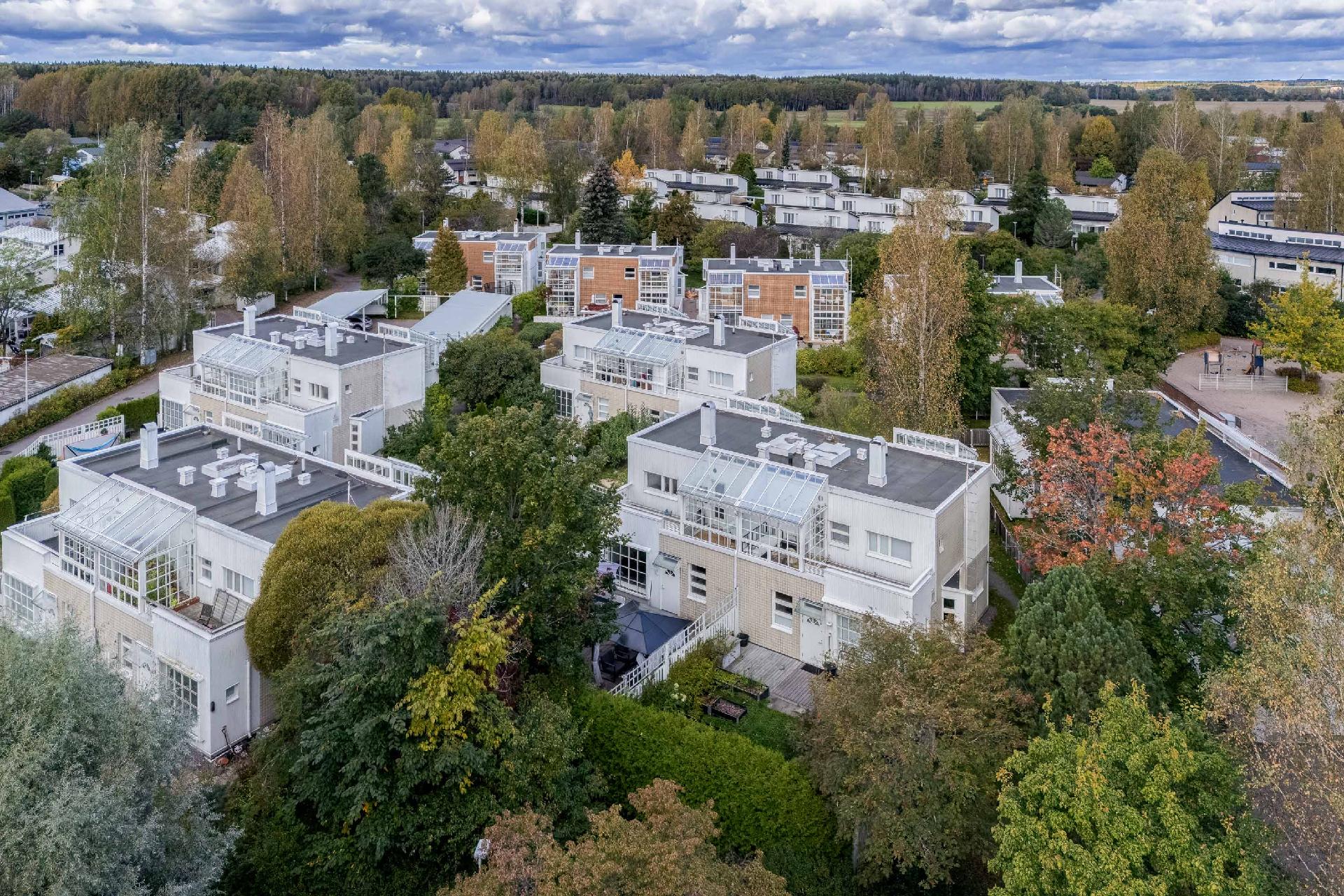 Kotitorpantie 3, Torpparinmäki, Helsinki