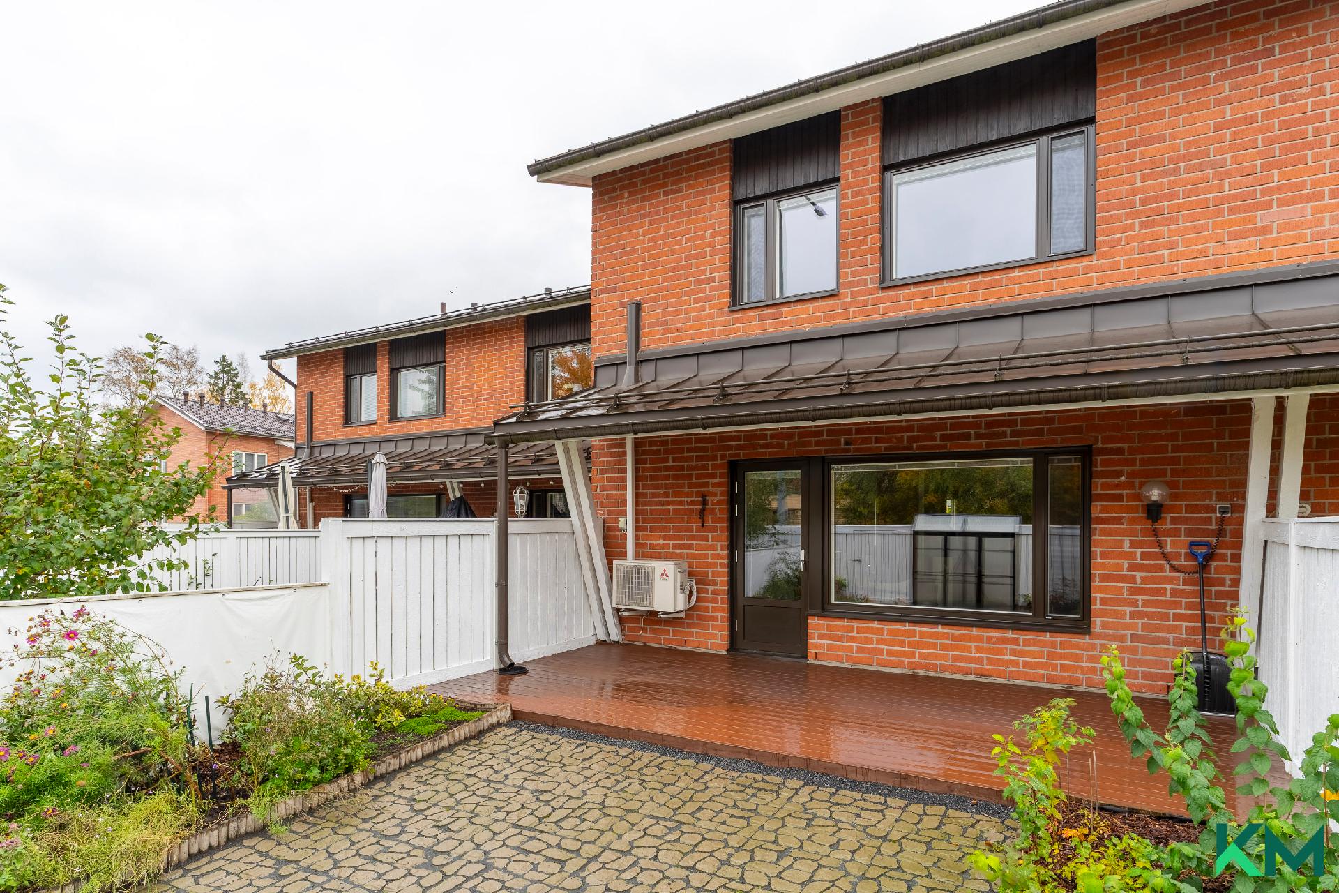 Osmankäämintie 27, Tikkurila, Vantaa