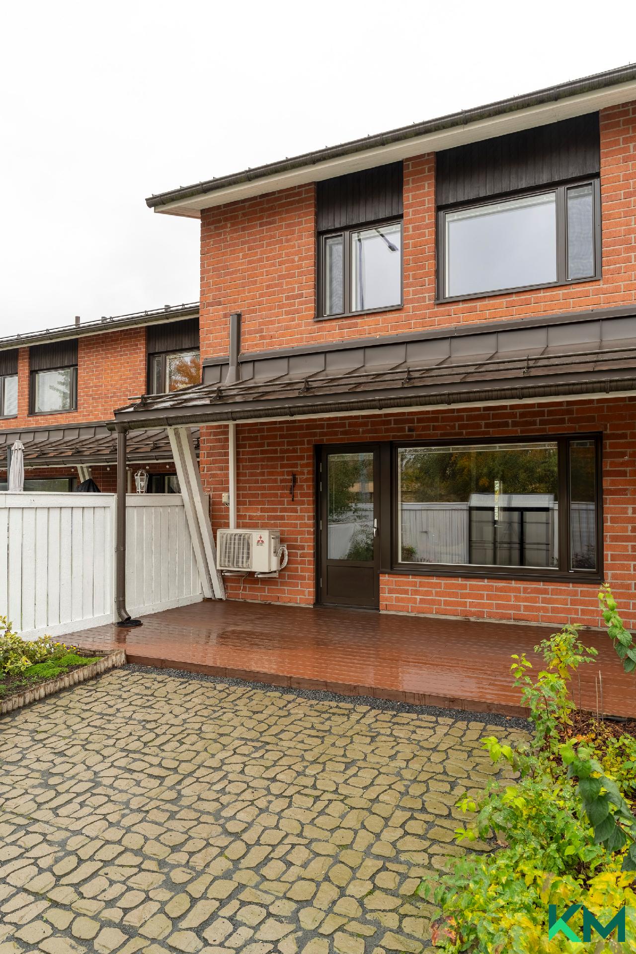 Osmankäämintie 27, Tikkurila, Vantaa