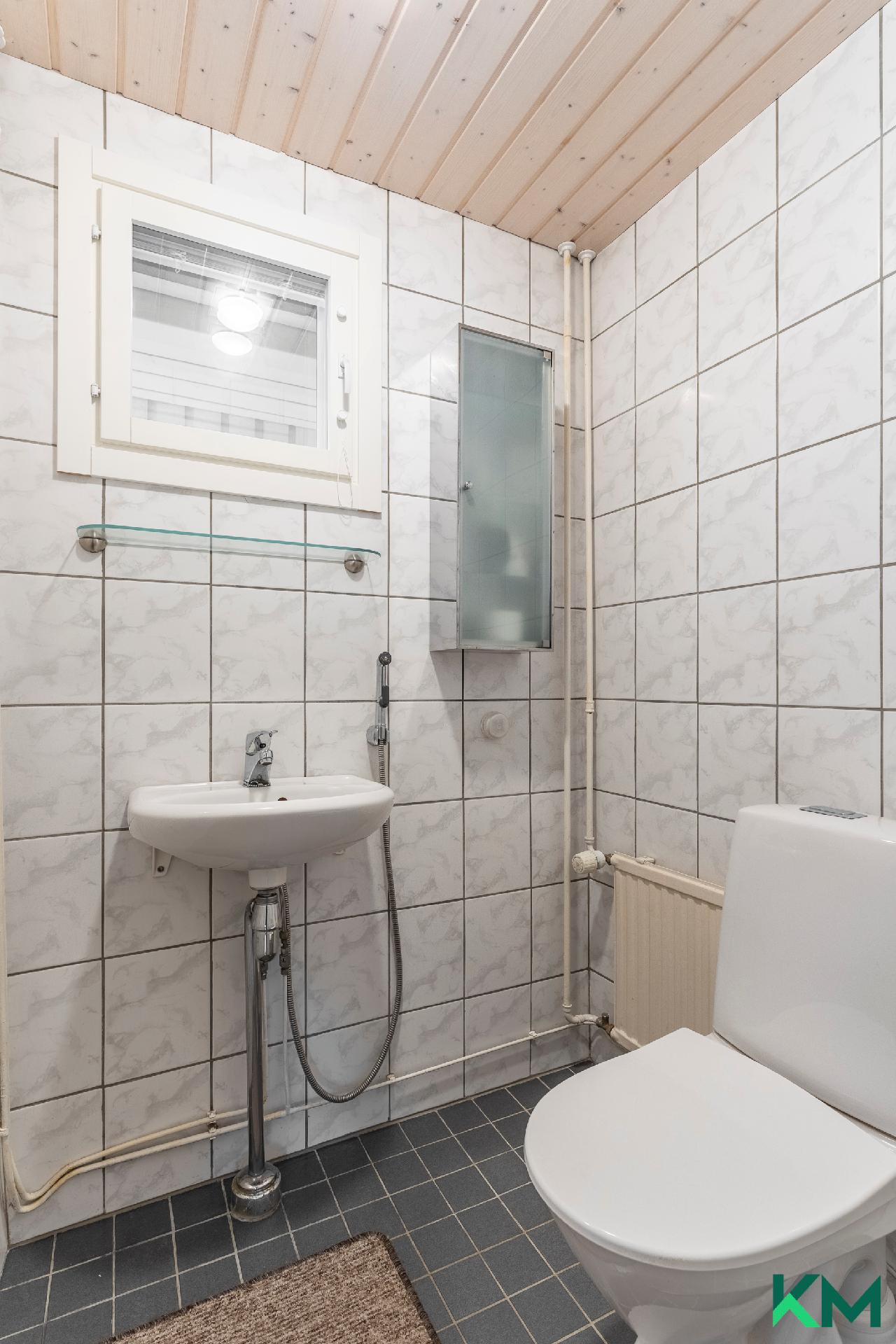 Osmankäämintie 27, Tikkurila, Vantaa