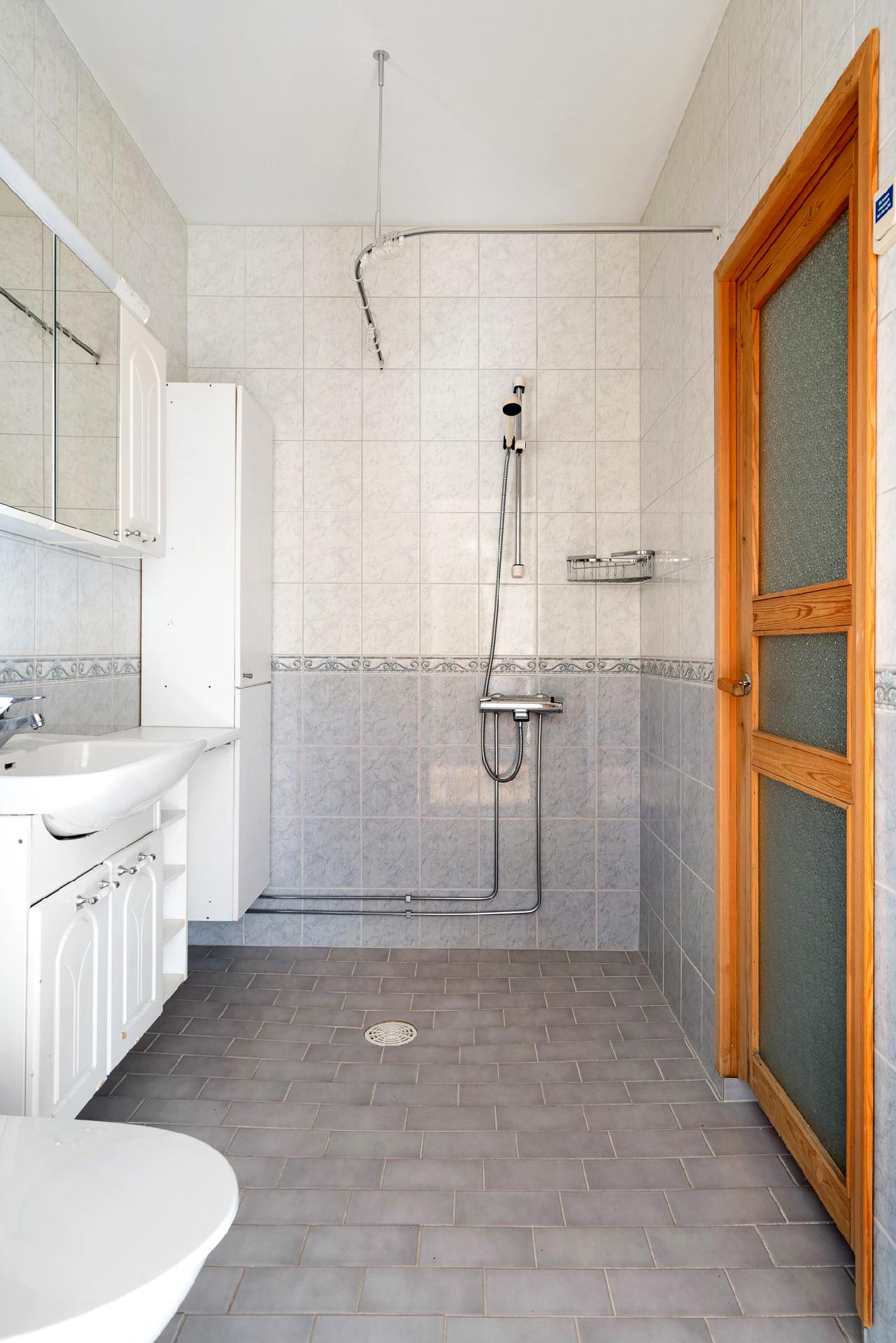 Pitäjäntuvanpolku 2, Keskusta, Kirkkonummi