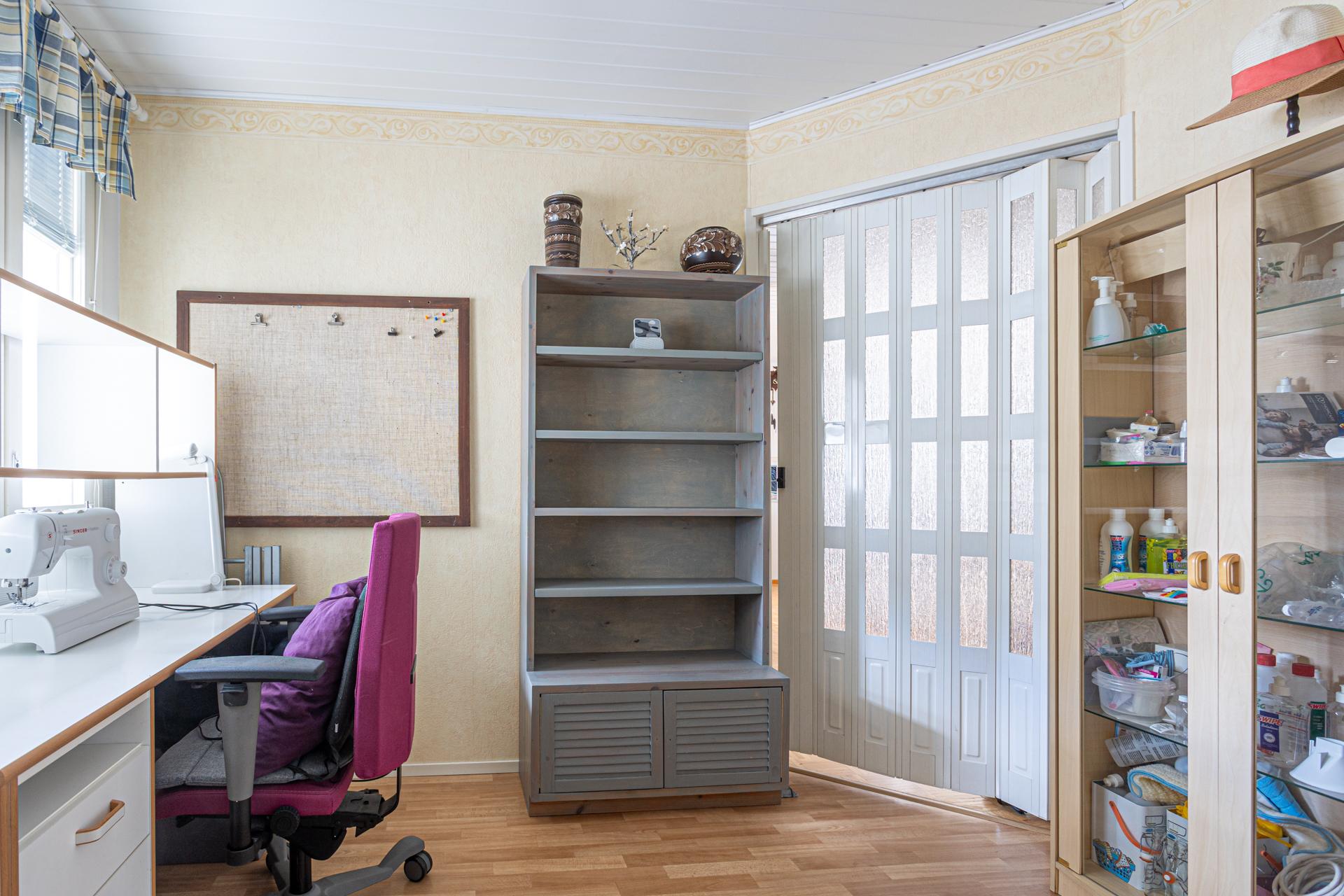 Kielonsaarenkatu 12, Litmanen, Kuopio