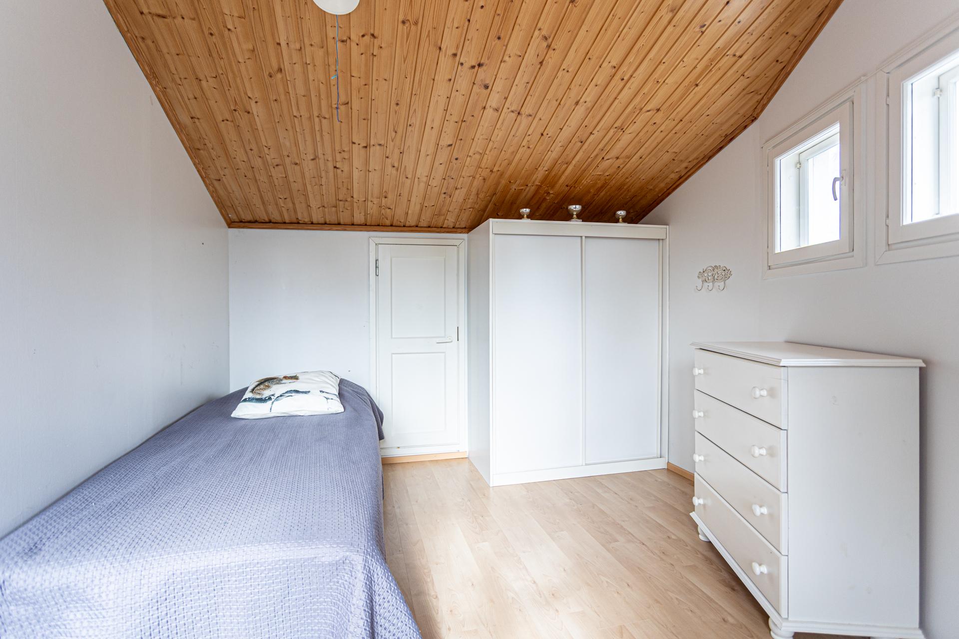 Kielonsaarenkatu 12, Litmanen, Kuopio