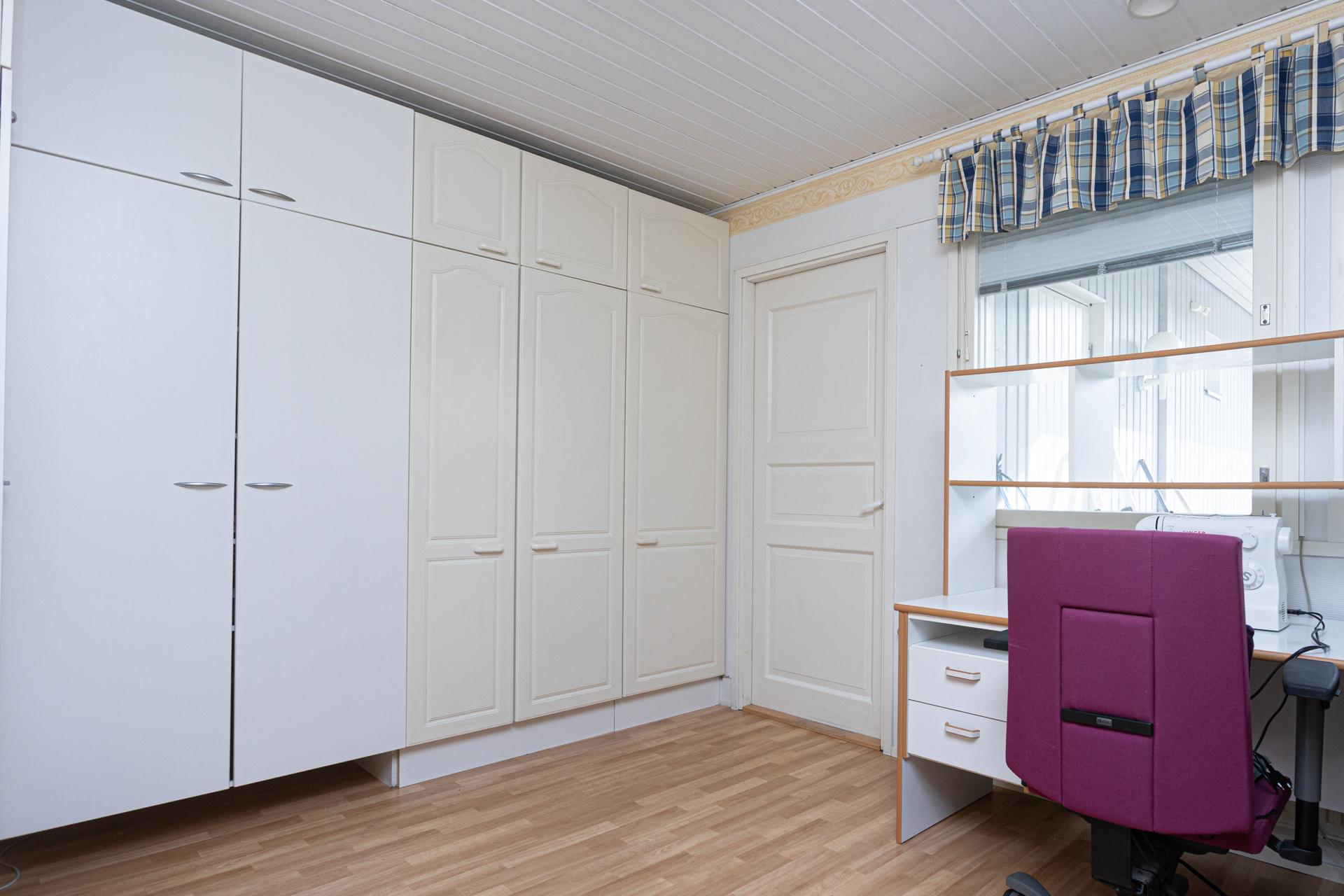 Kielonsaarenkatu 12, Litmanen, Kuopio