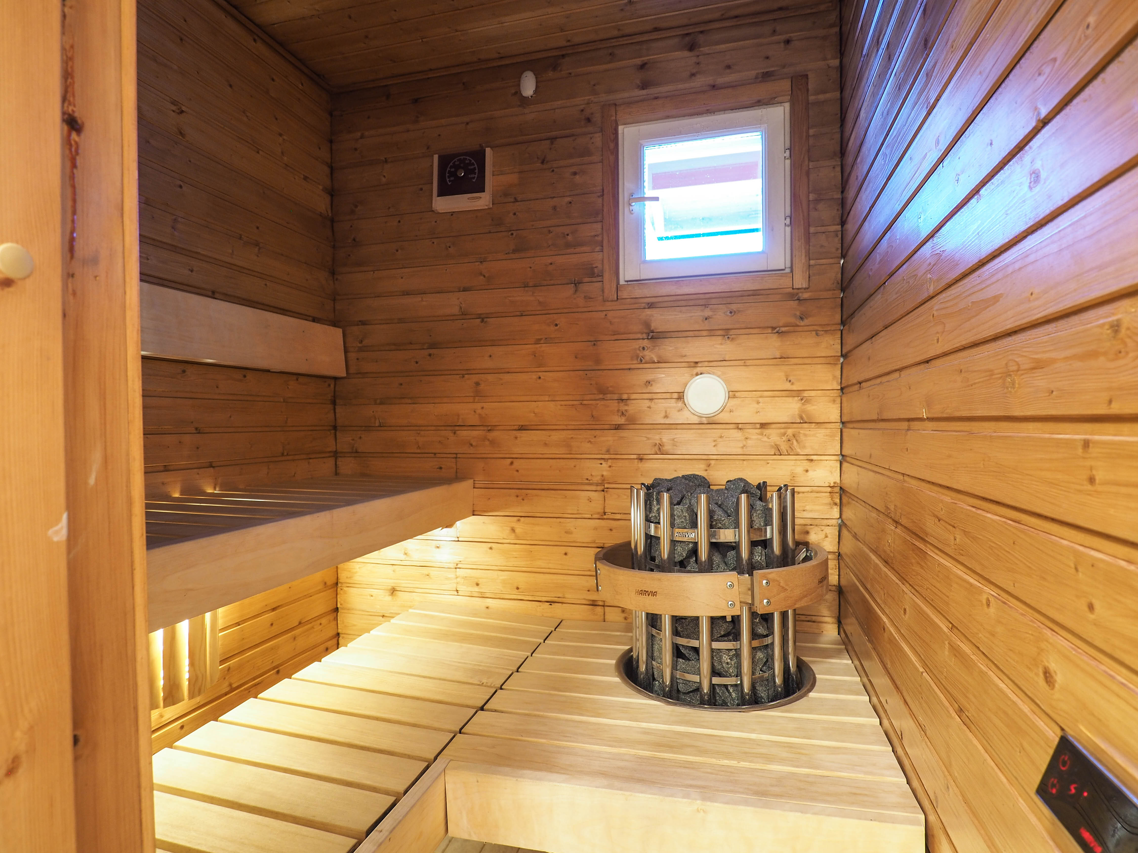 Ikkunallinen sauna
