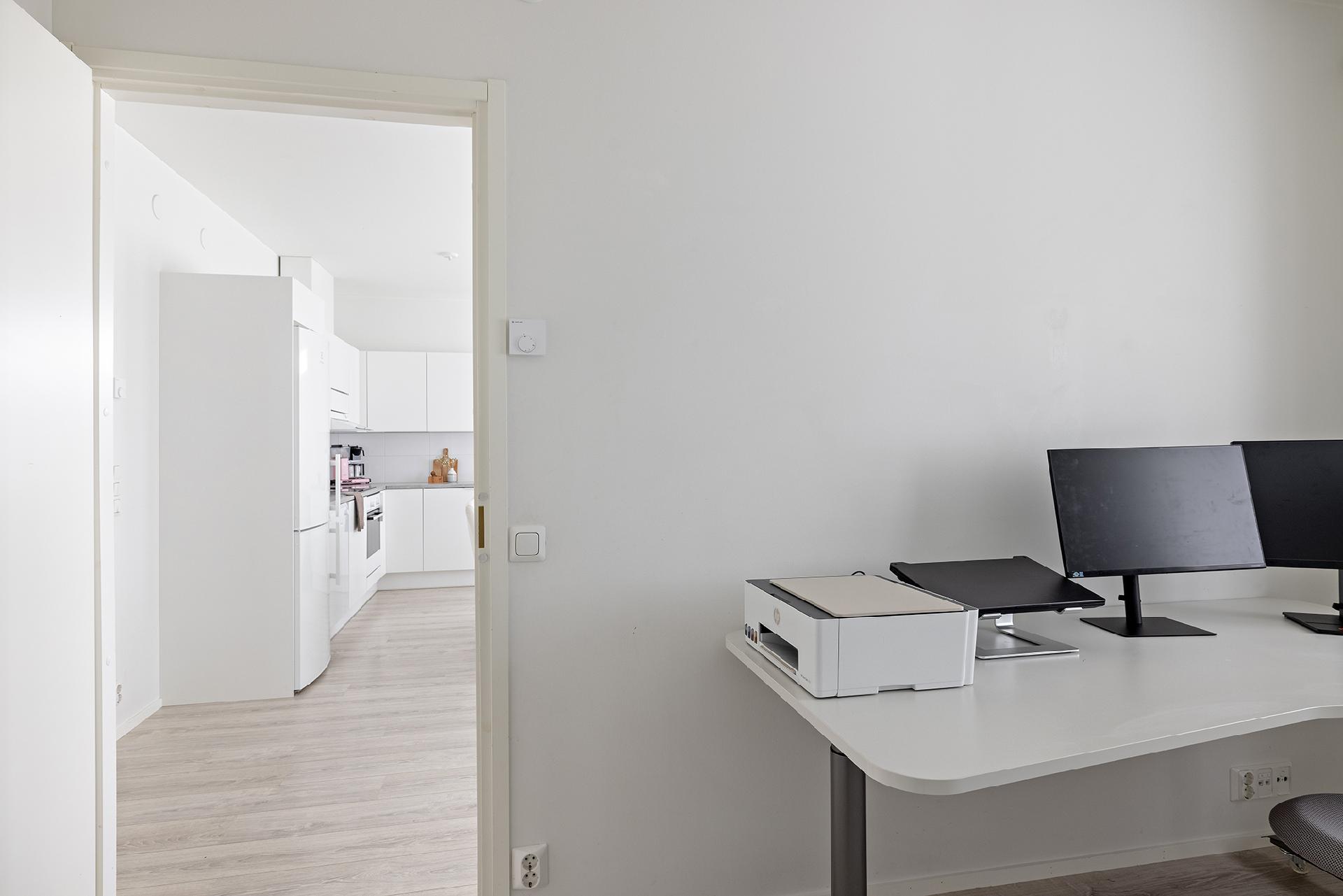 Suojuoksuntie 40, Kivikkokangas, Oulu