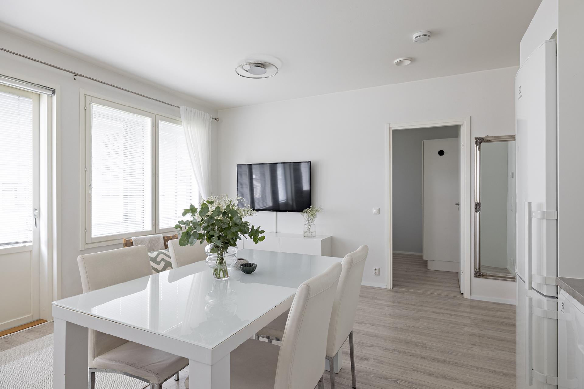 Suojuoksuntie 40, Kivikkokangas, Oulu