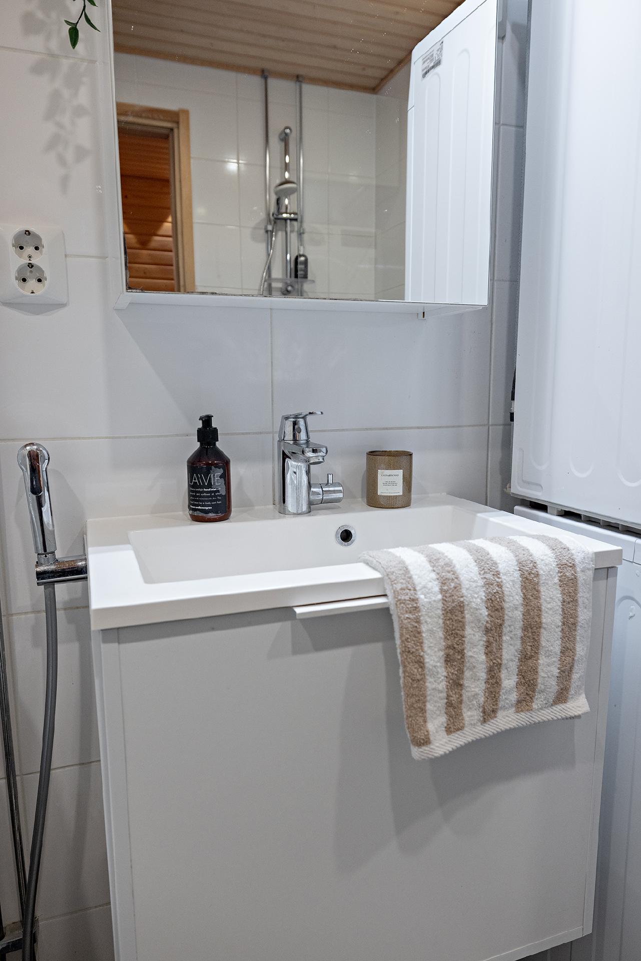 Suojuoksuntie 40, Kivikkokangas, Oulu