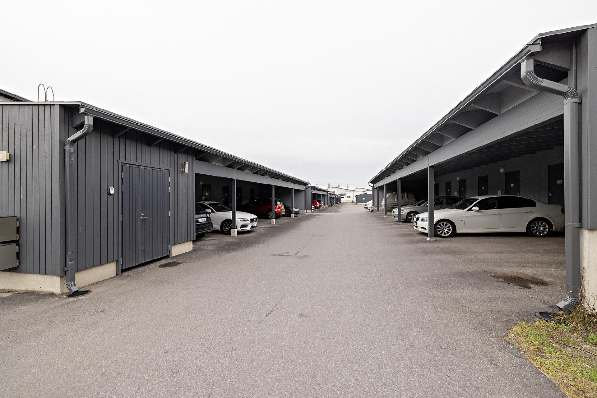 Suojuoksuntie 40, Kivikkokangas, Oulu