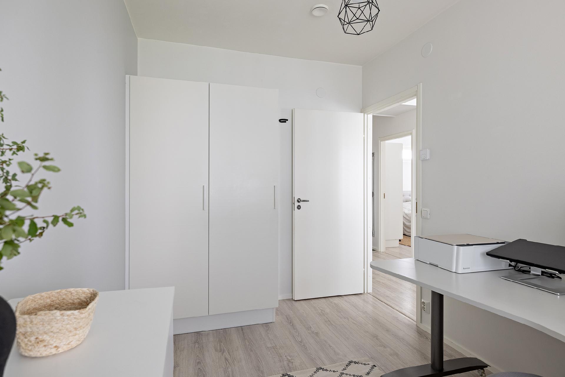 Suojuoksuntie 40, Kivikkokangas, Oulu