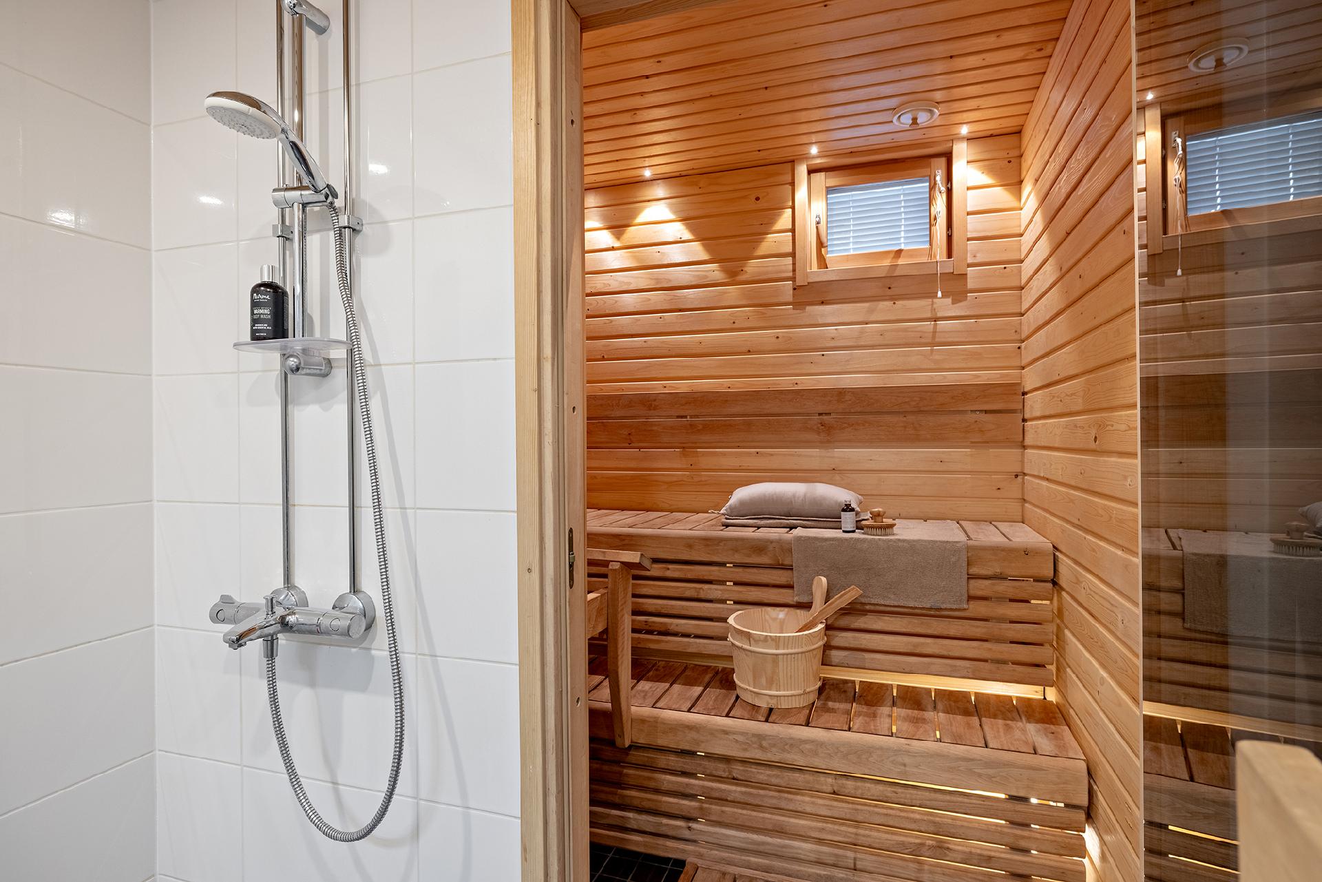 Suojuoksuntie 40, Kivikkokangas, Oulu