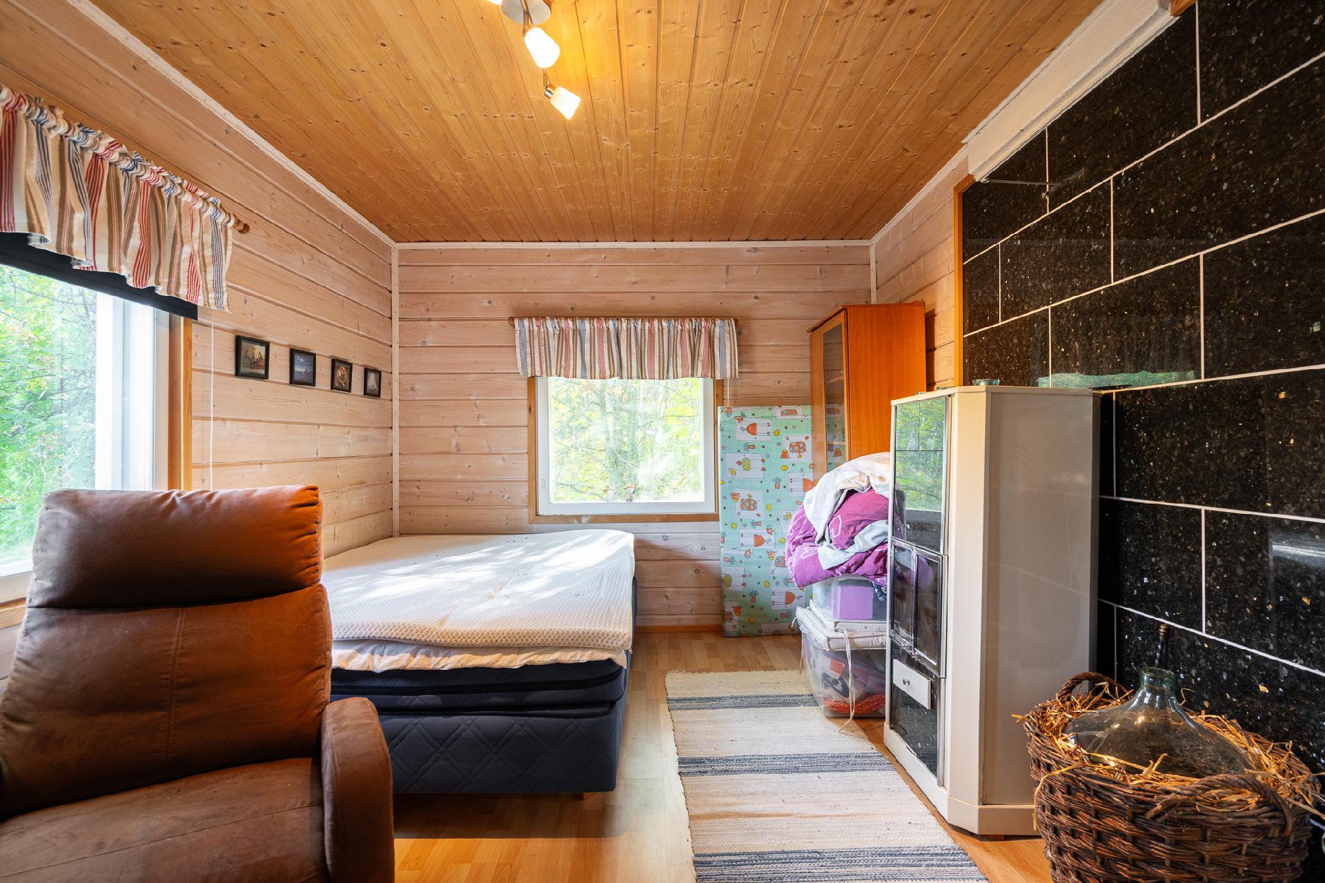 Vuorentaustantie 133, Tuulos, Hämeenlinna