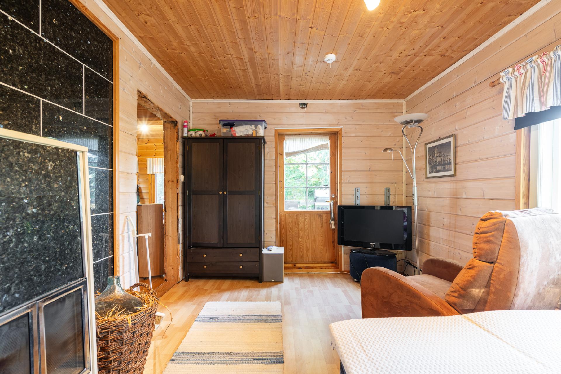 Vuorentaustantie 133, Tuulos, Hämeenlinna