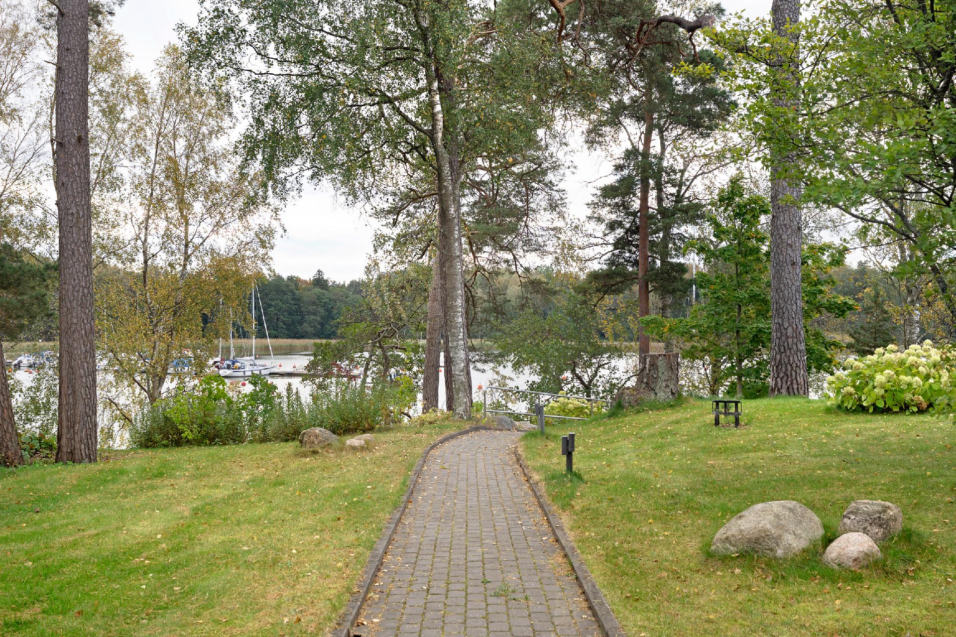 Kuukiventie 9, Laajasalo, Helsinki