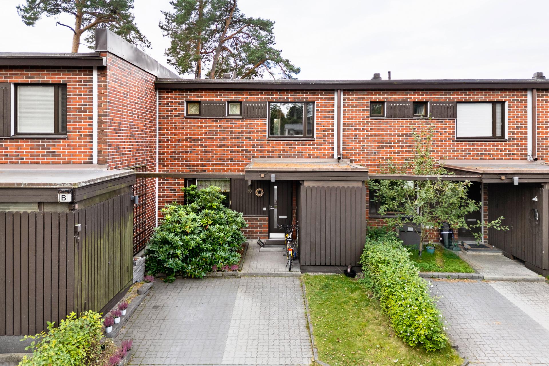 Kuukiventie 9, Laajasalo, Helsinki