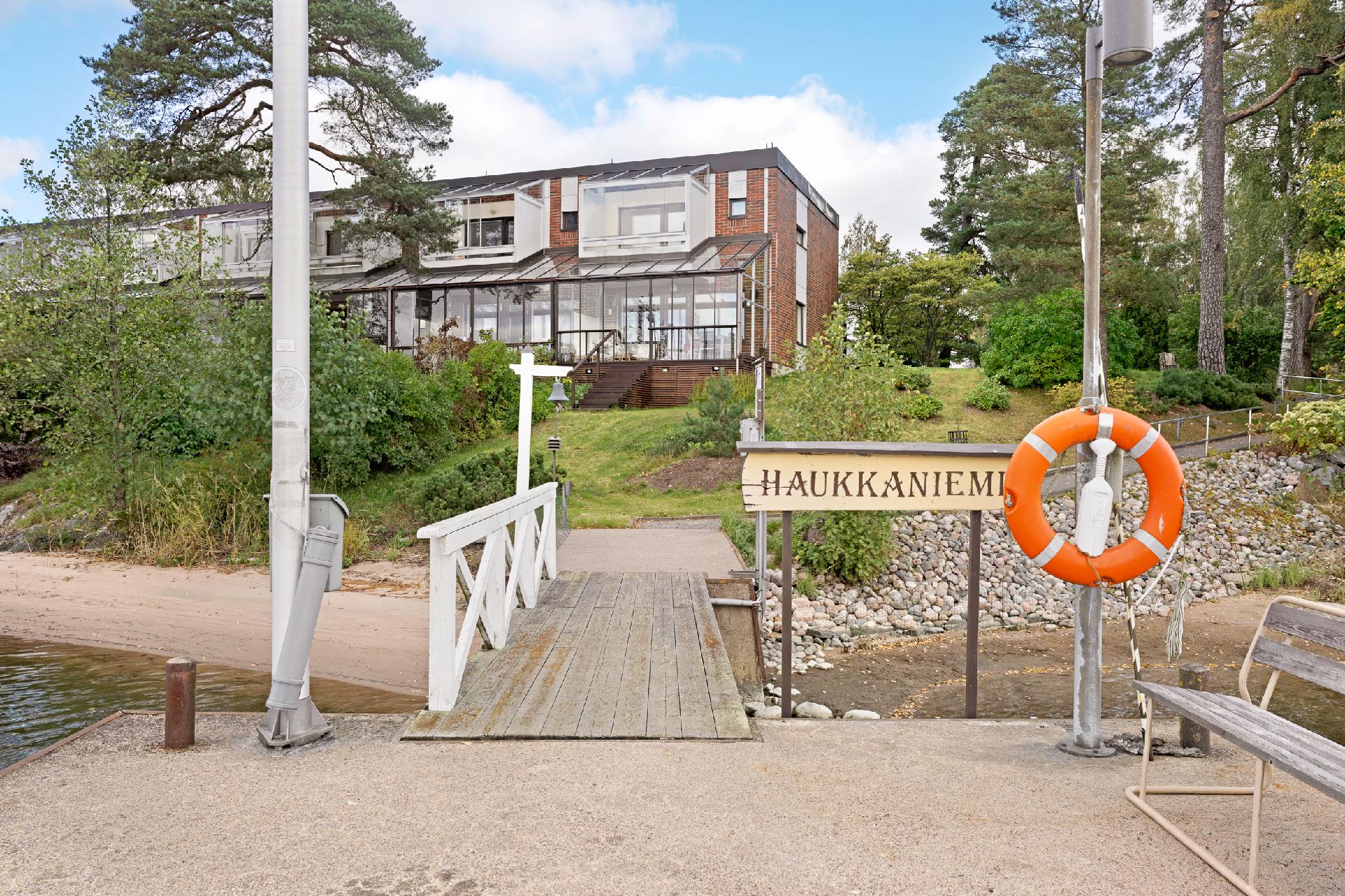 Kuukiventie 9, Laajasalo, Helsinki