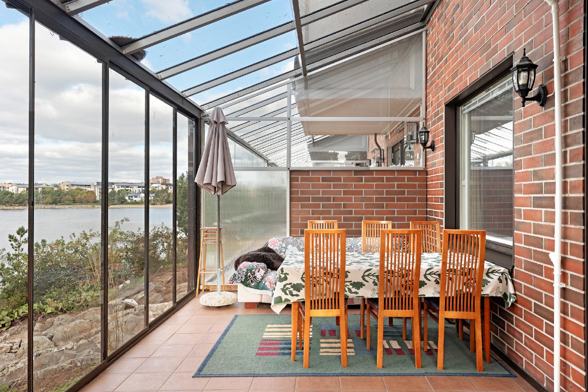 Kuukiventie 9, Laajasalo, Helsinki