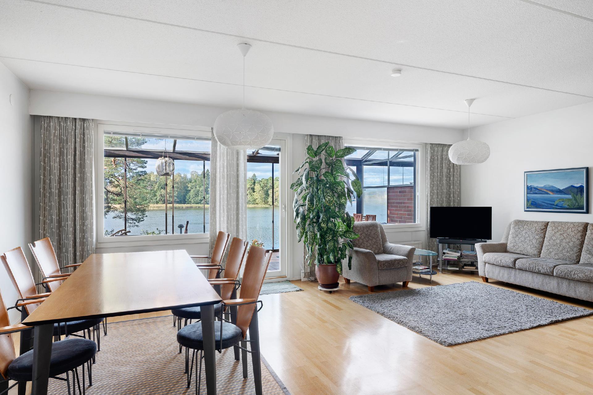 Kuukiventie 9, Laajasalo, Helsinki