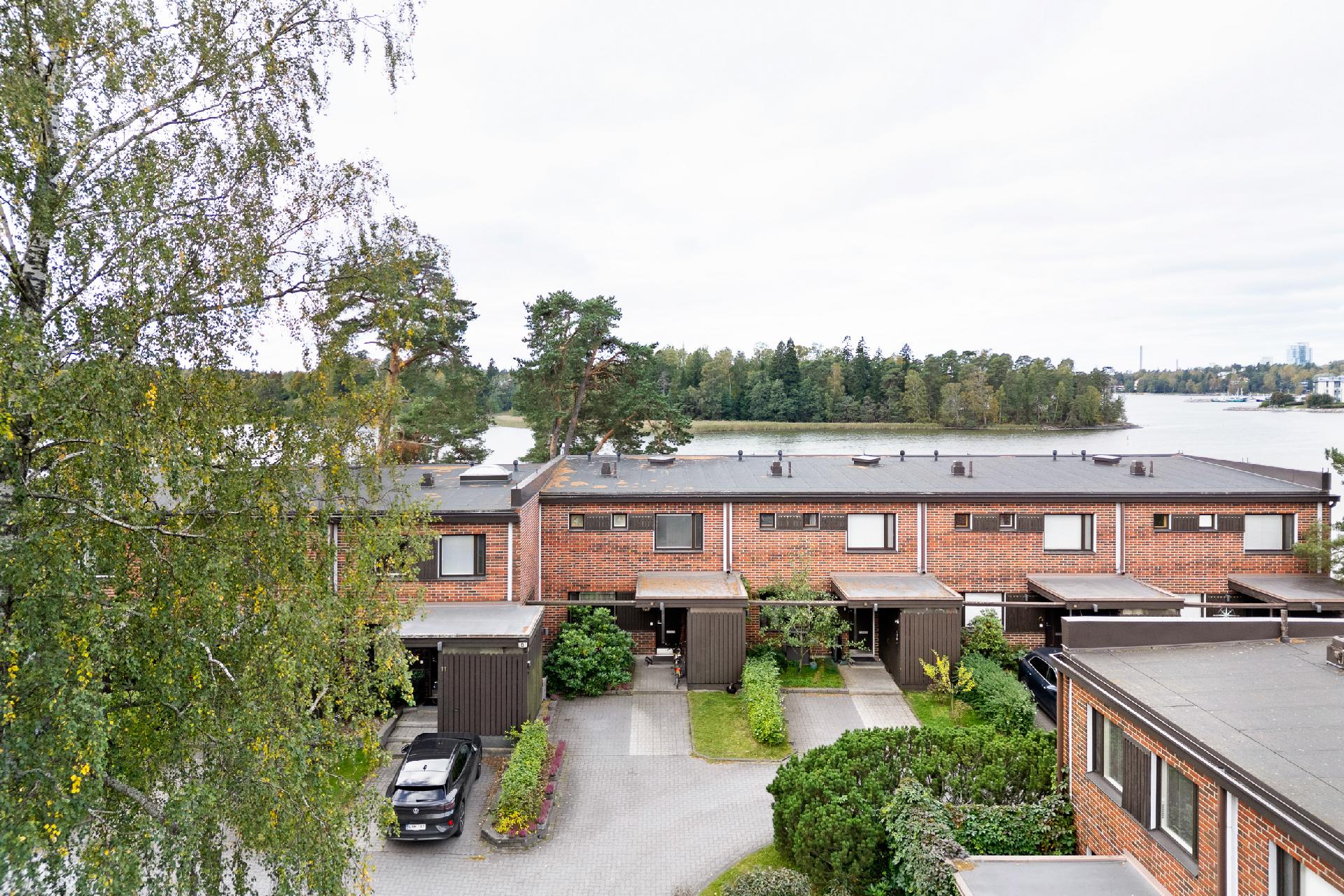 Kuukiventie 9, Laajasalo, Helsinki