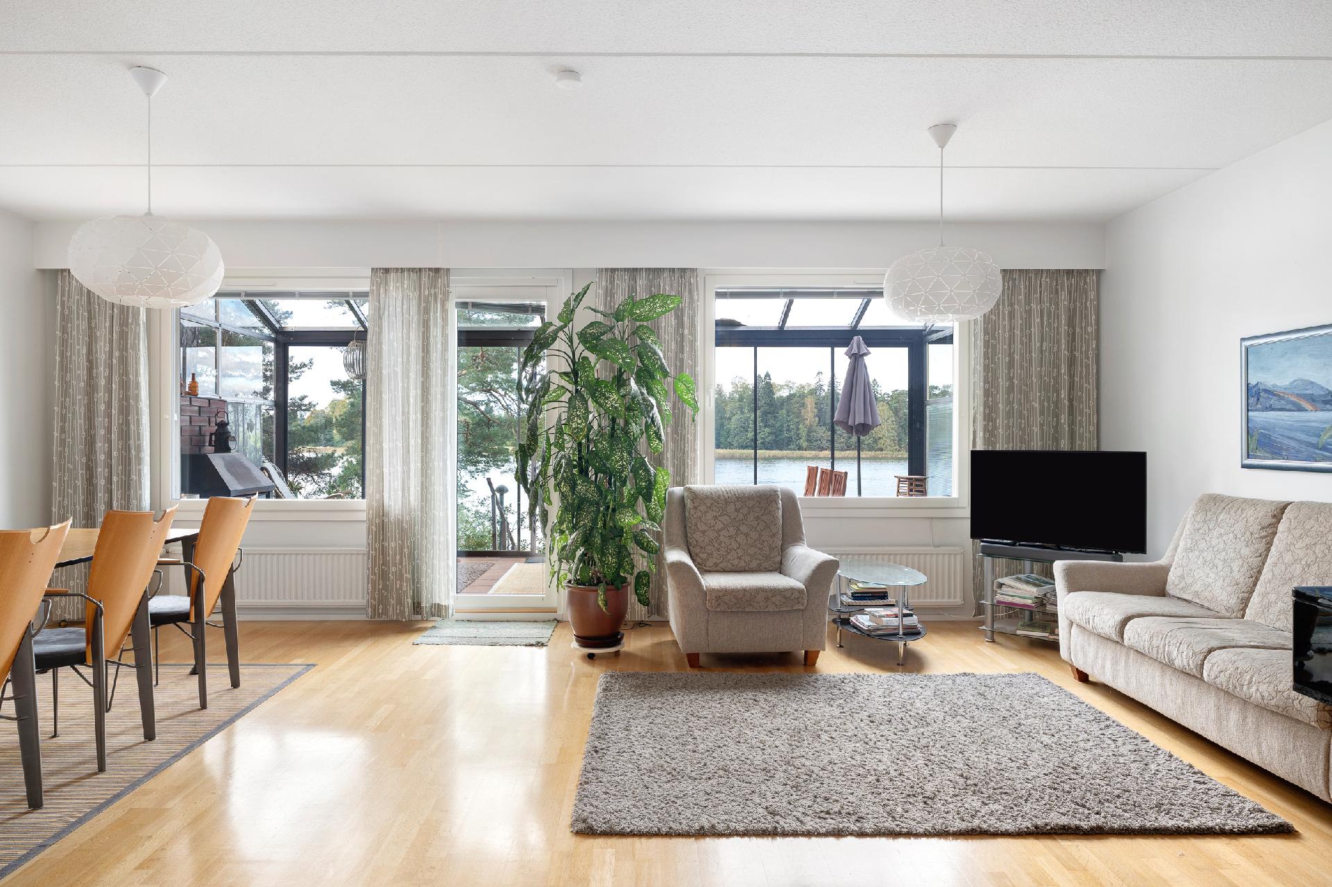 Kuukiventie 9, Laajasalo, Helsinki