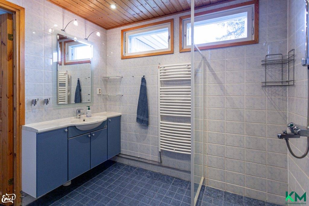 Nirvansuonkatu 8, Nirva, Tampere