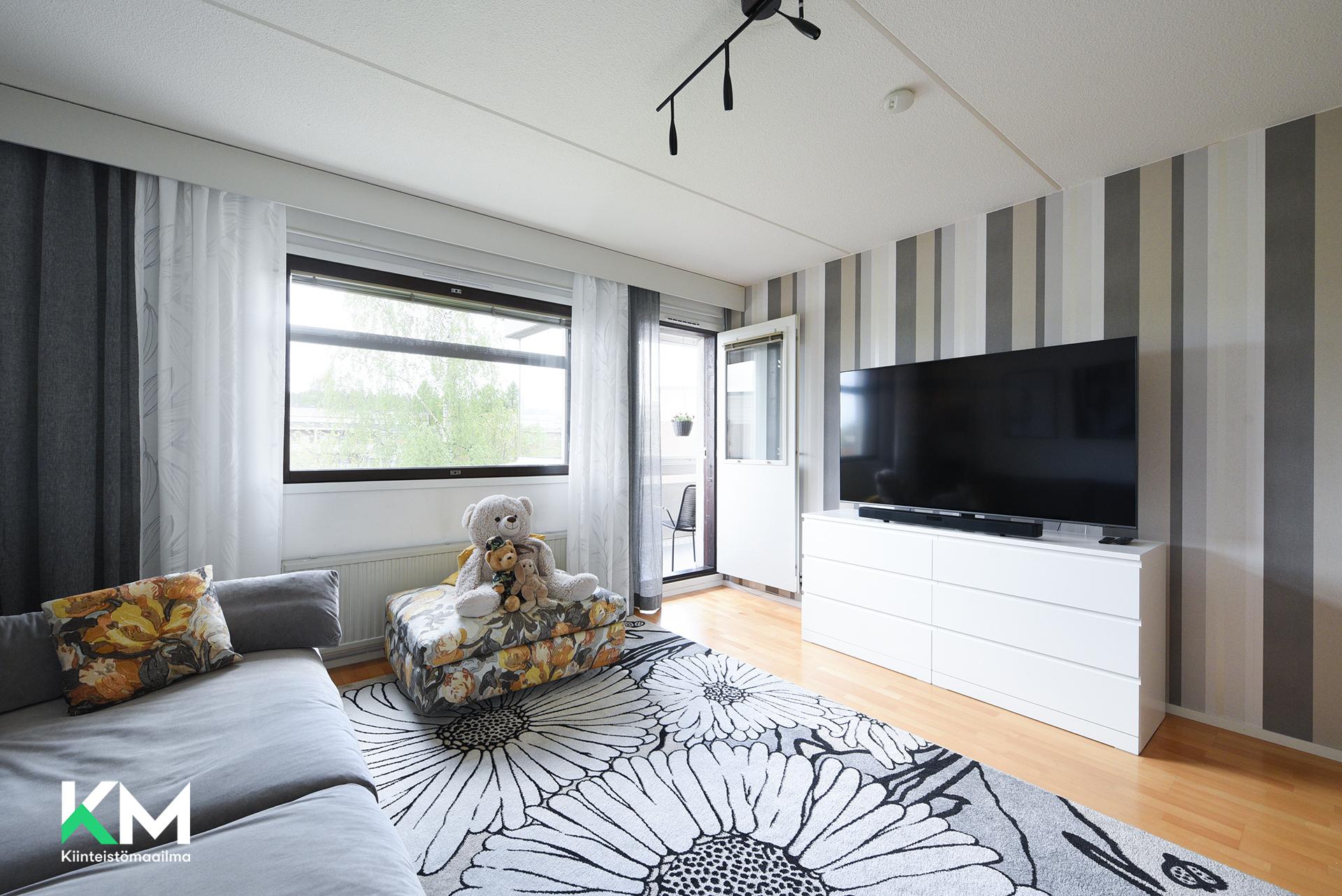 Vaaksakatu 1, Asemantausta, Lahti