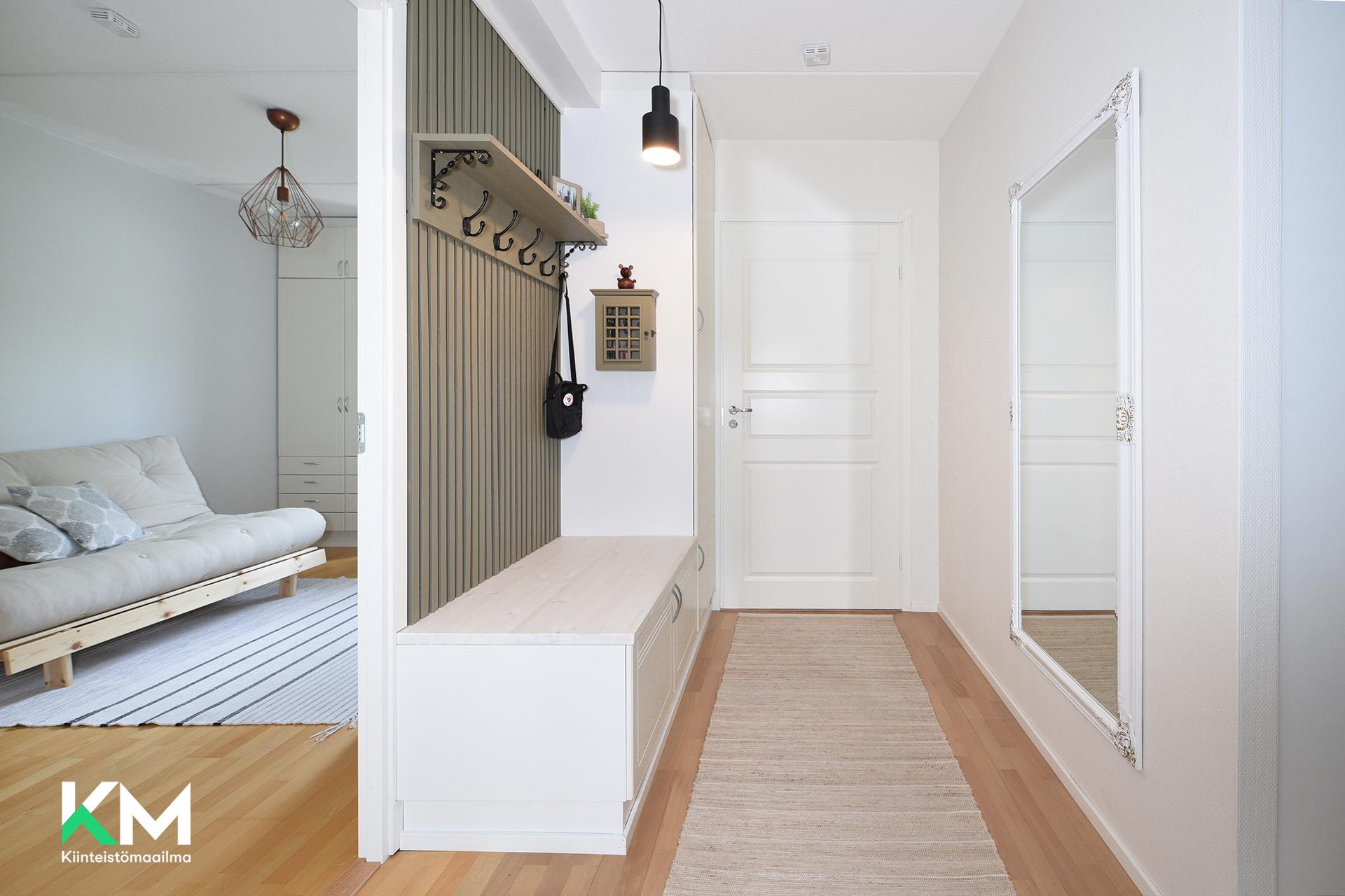 Vaaksakatu 1, Asemantausta, Lahti