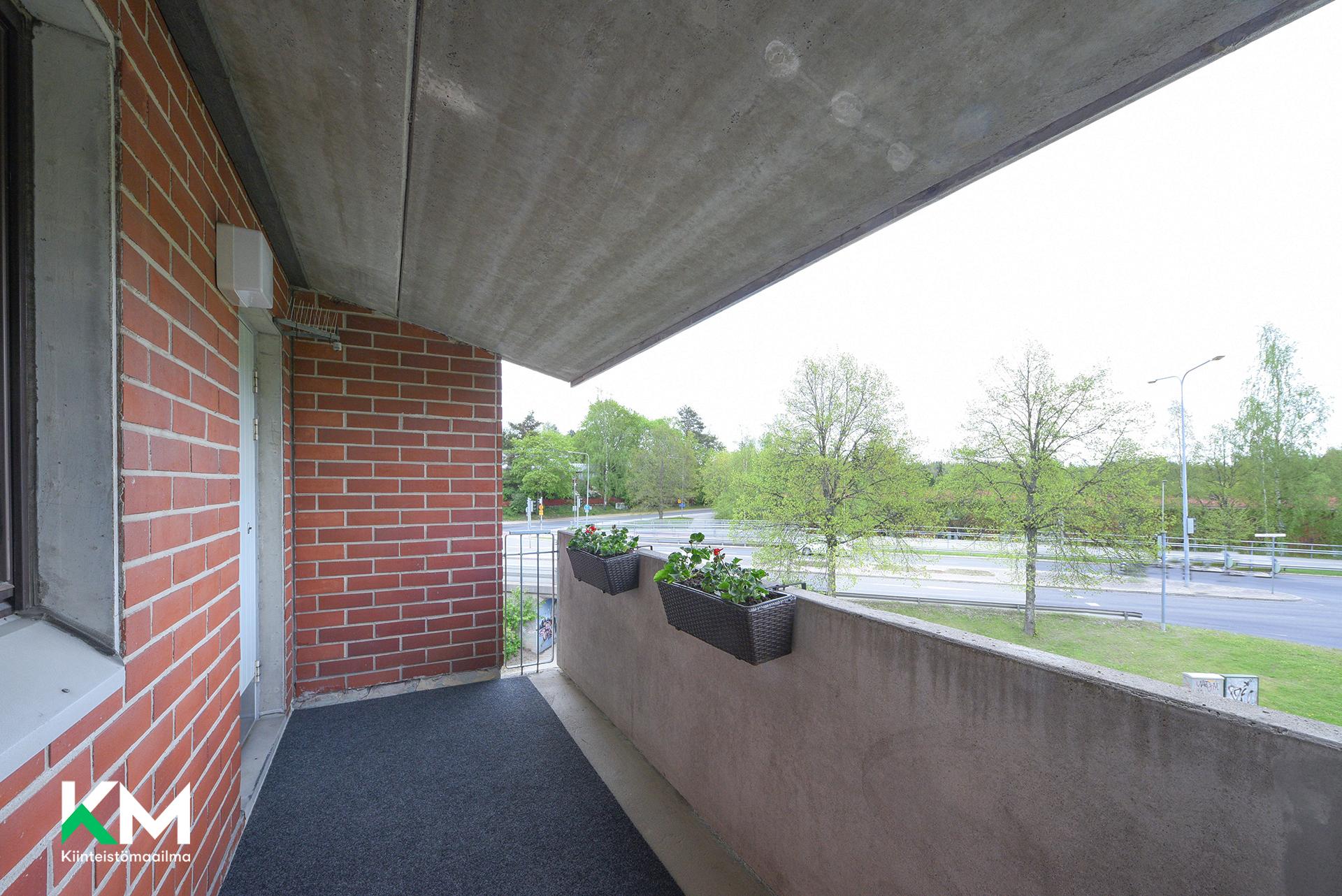 Vaaksakatu 1, Asemantausta, Lahti