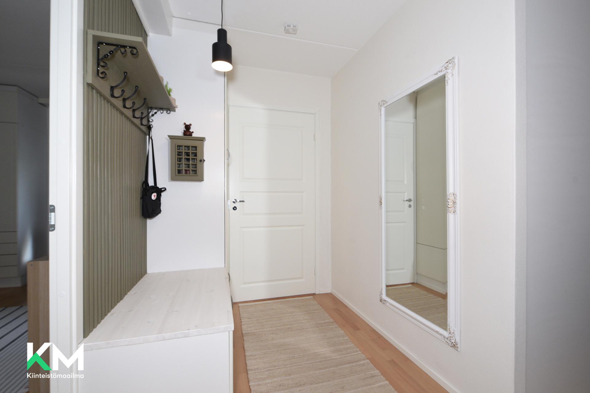 Vaaksakatu 1, Asemantausta, Lahti