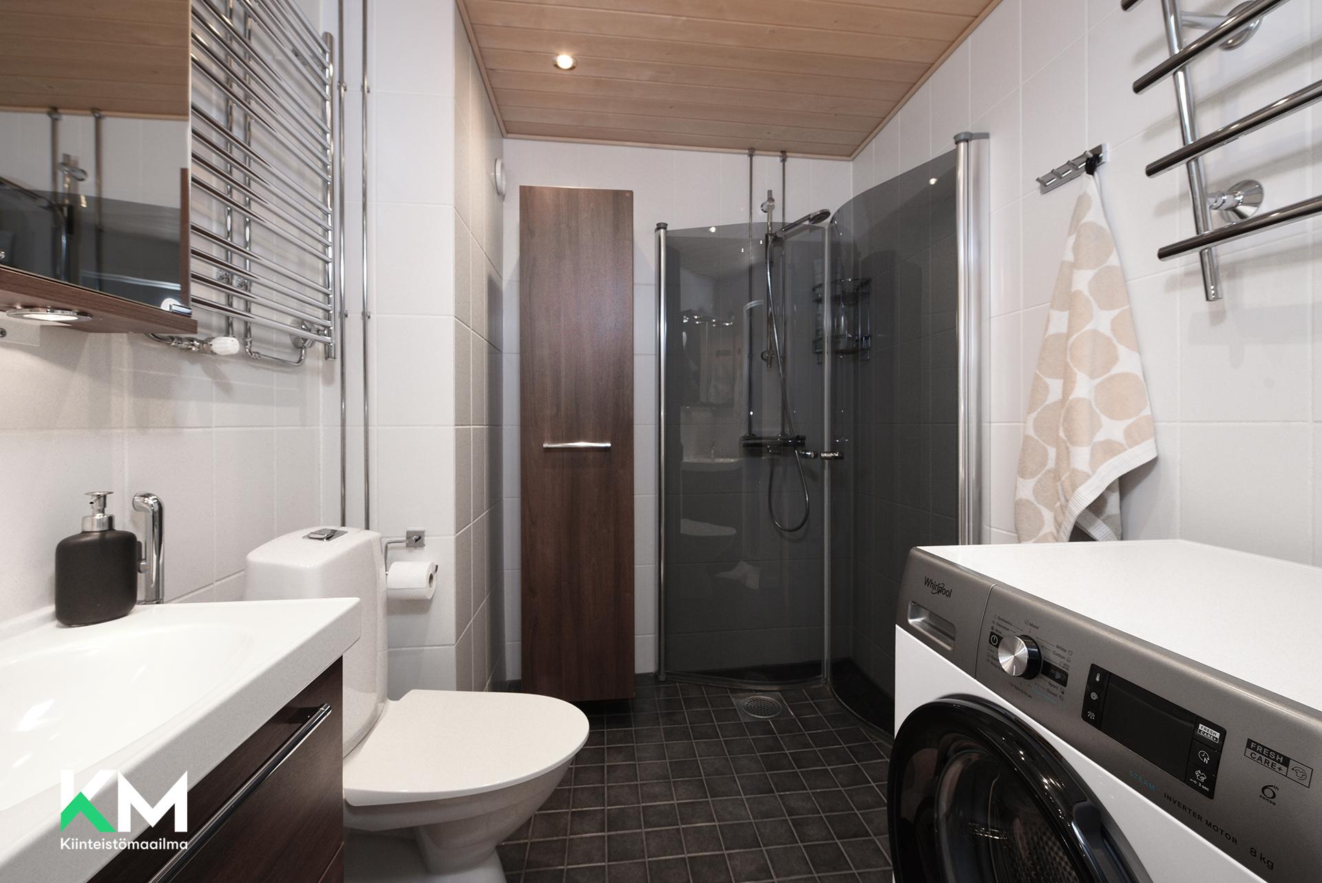 Vaaksakatu 1, Asemantausta, Lahti