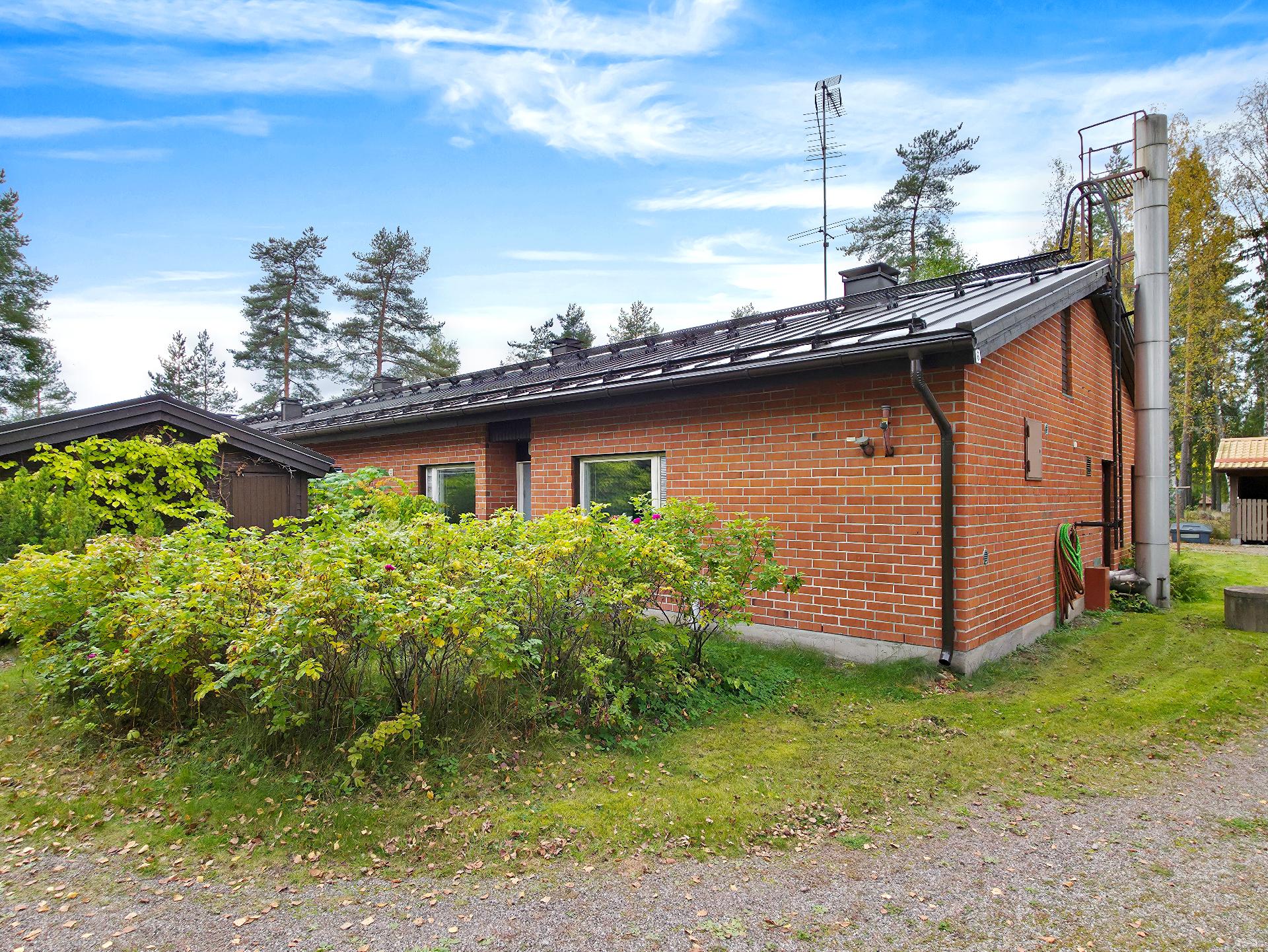Länsikaari 6, Jurvala, Luumäki