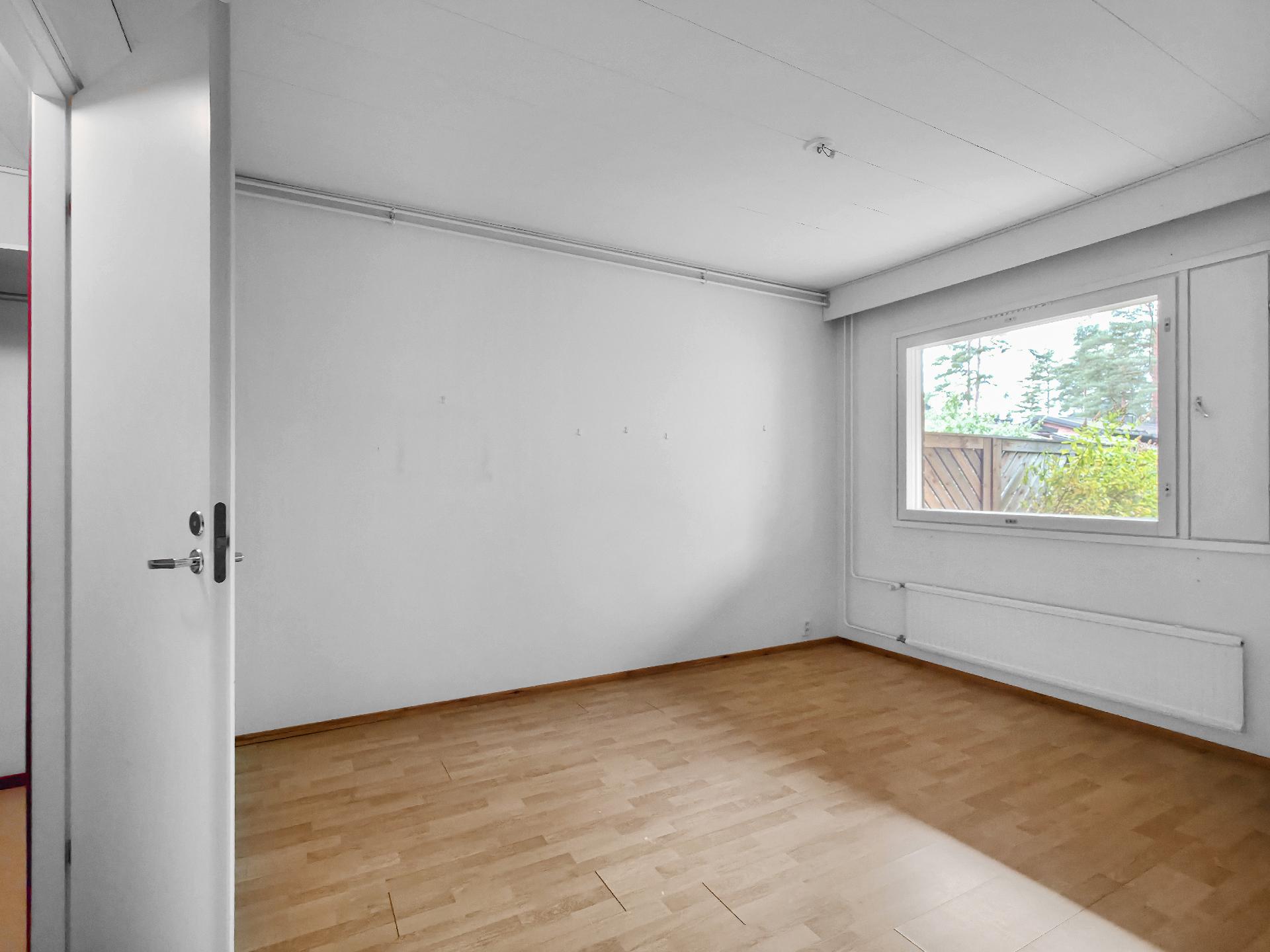 Länsikaari 6, Jurvala, Luumäki