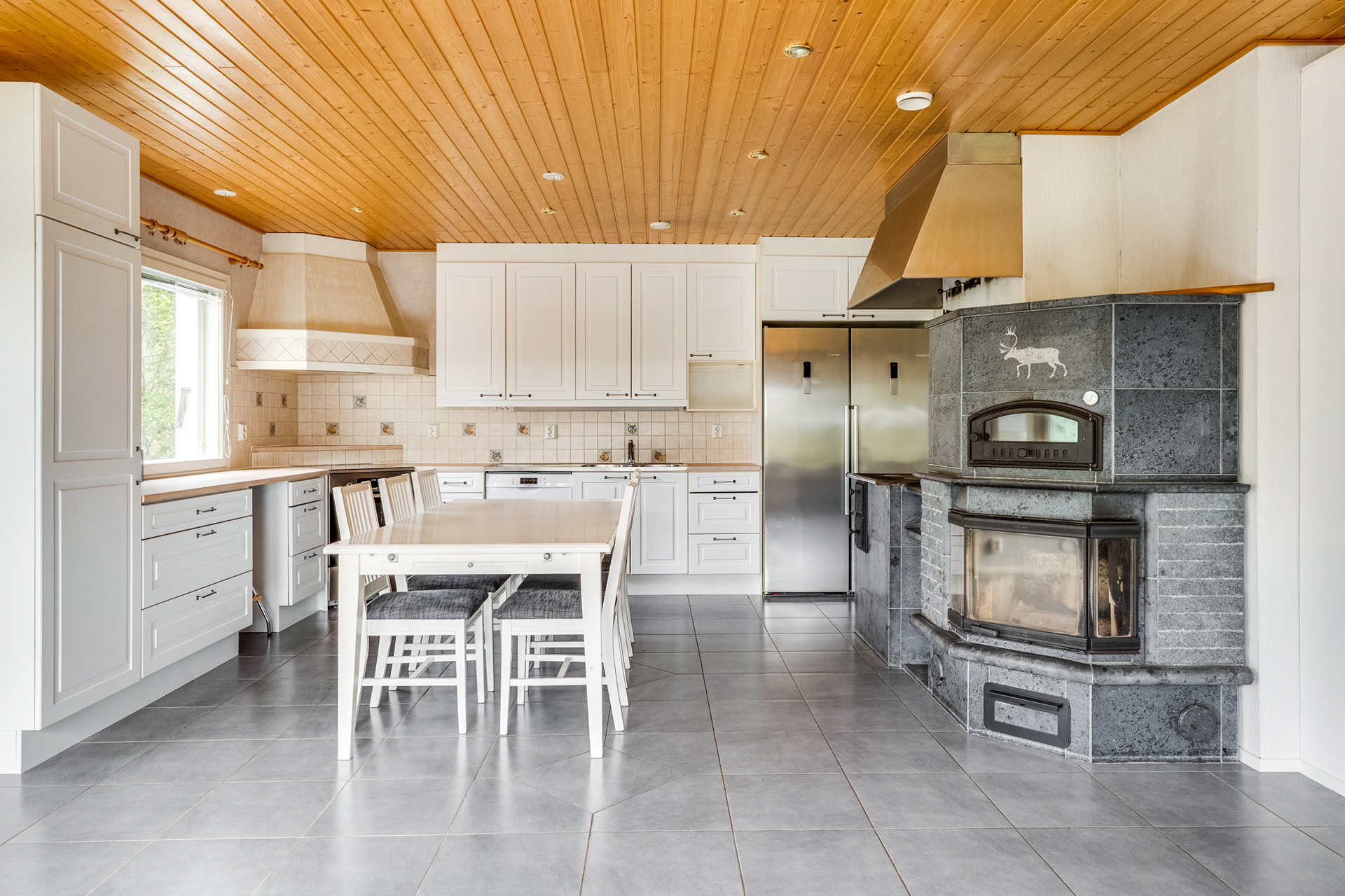 Saarenmaantie 354, Liuksiala, Kangasala