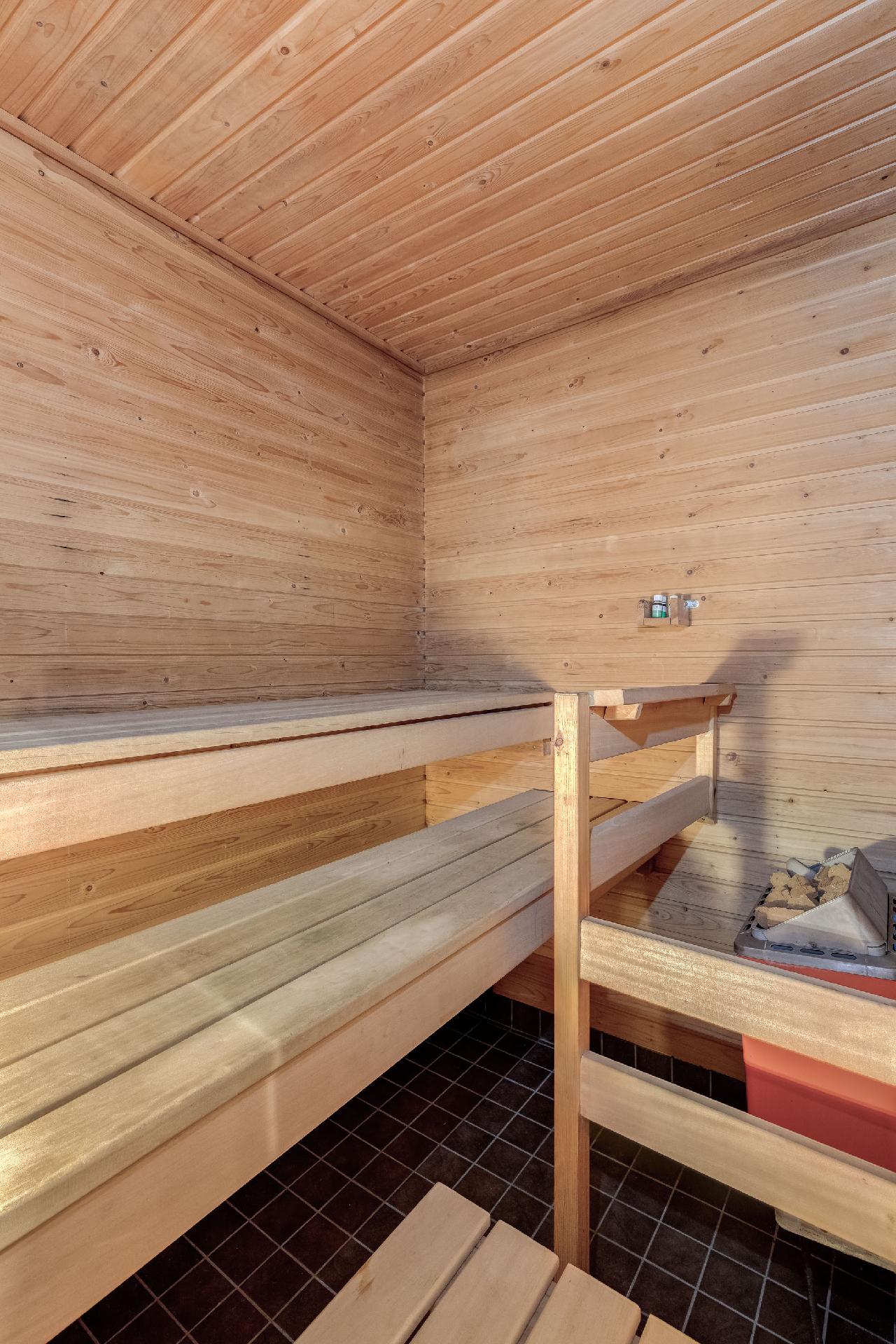 Sysimiehenpolku 8, Paloheinä, Helsinki