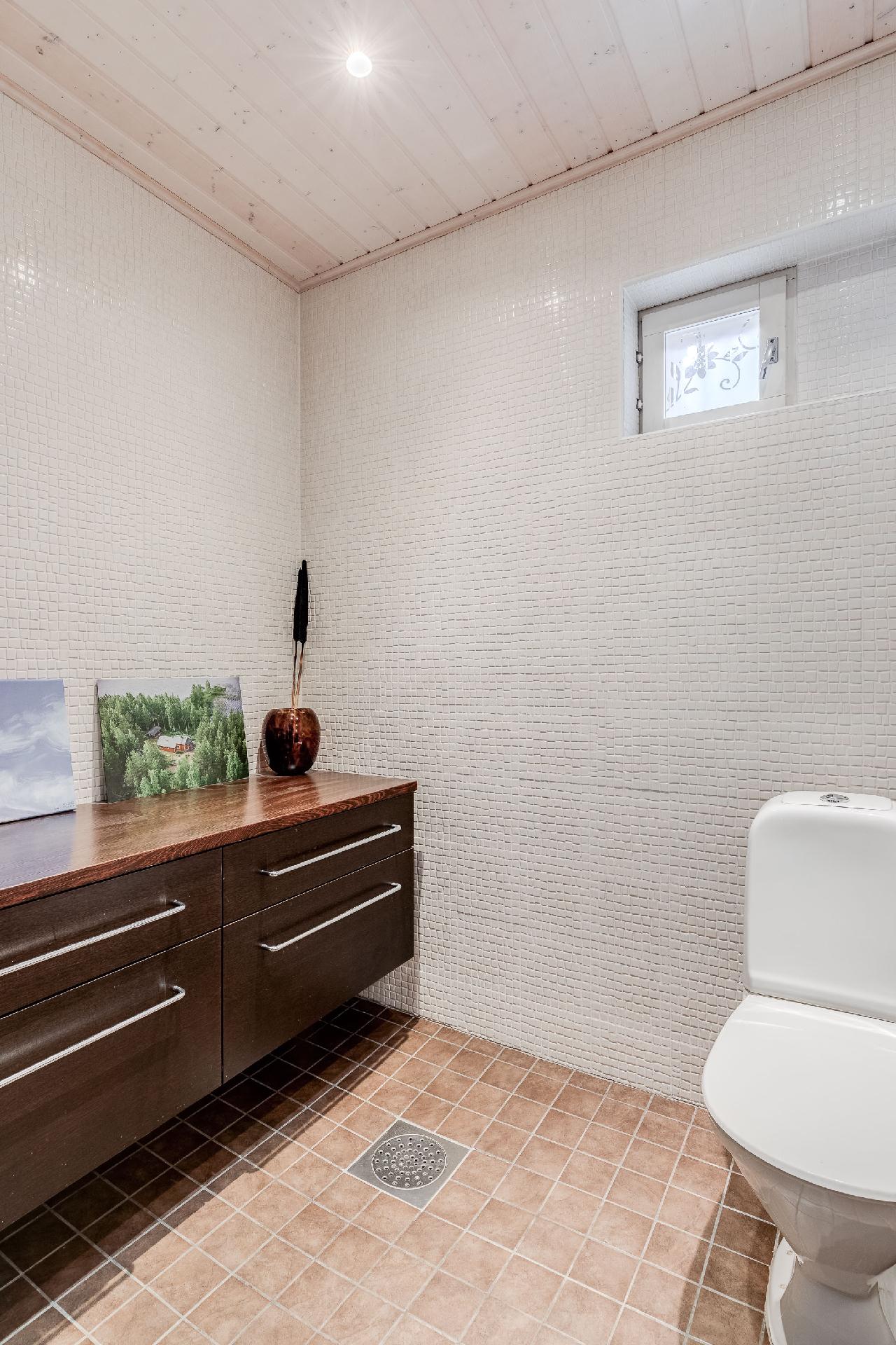 Sysimiehenpolku 8, Paloheinä, Helsinki