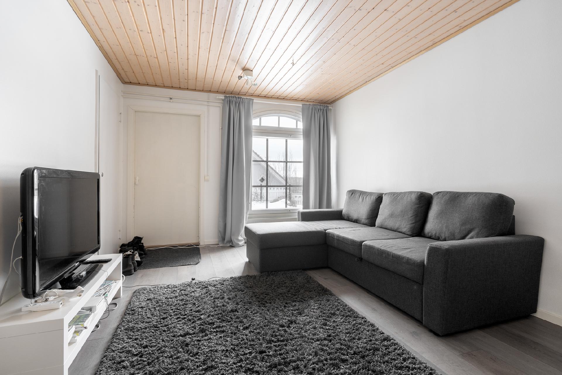 Monsaksenkuja 9, Martinlaakso, Vantaa