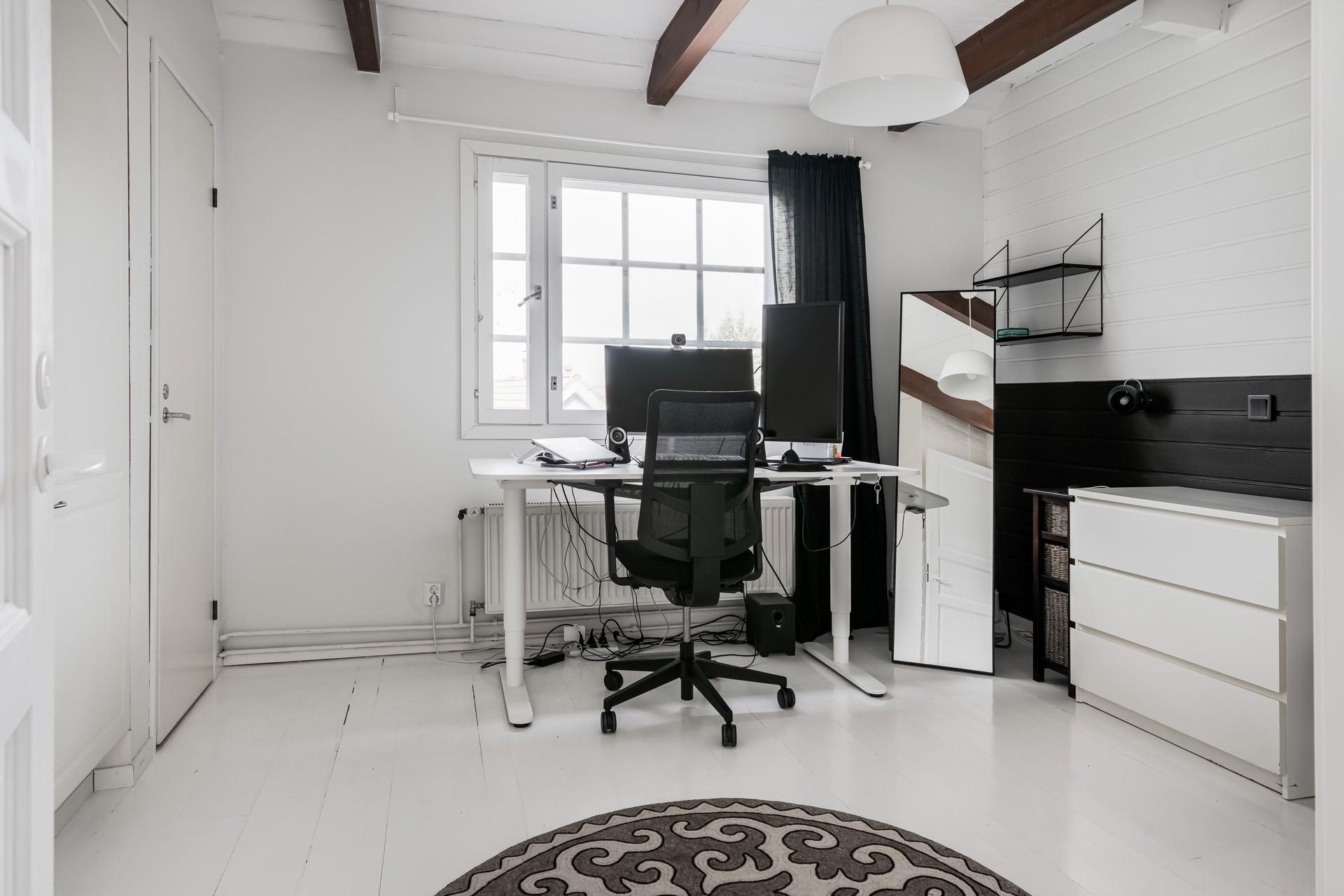 Monsaksenkuja 9, Martinlaakso, Vantaa