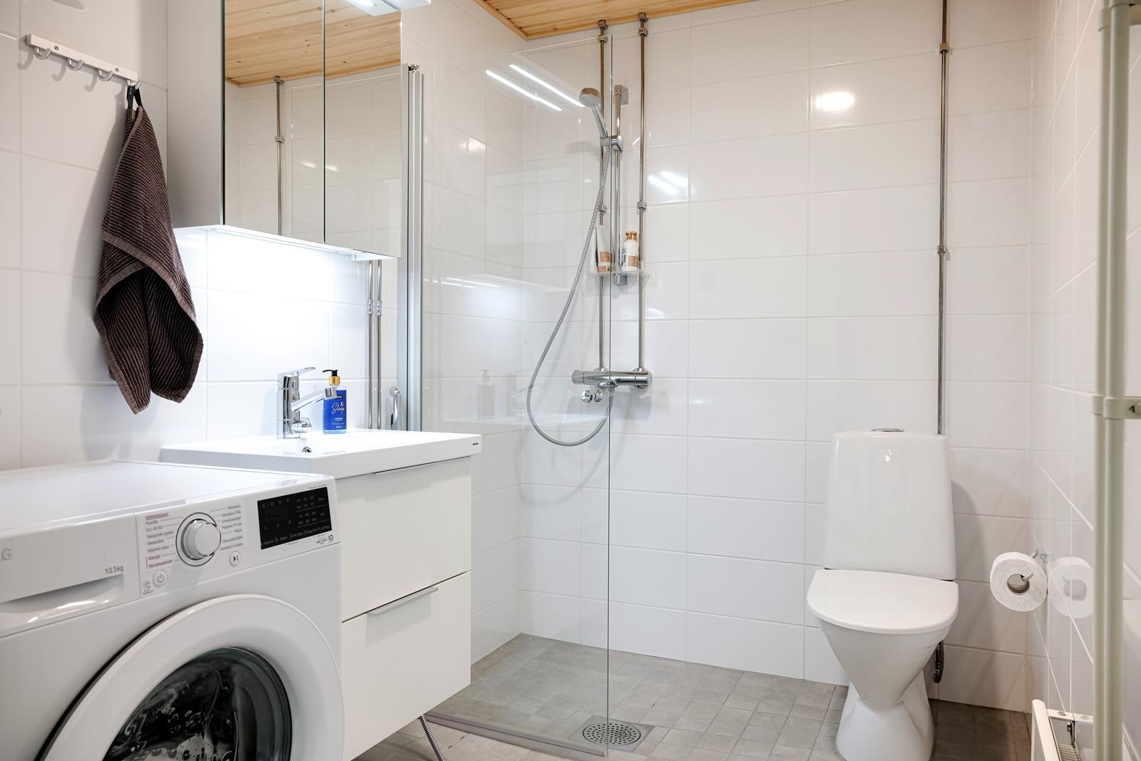 Pilvenpyörteentie 15, Malmi, Helsinki