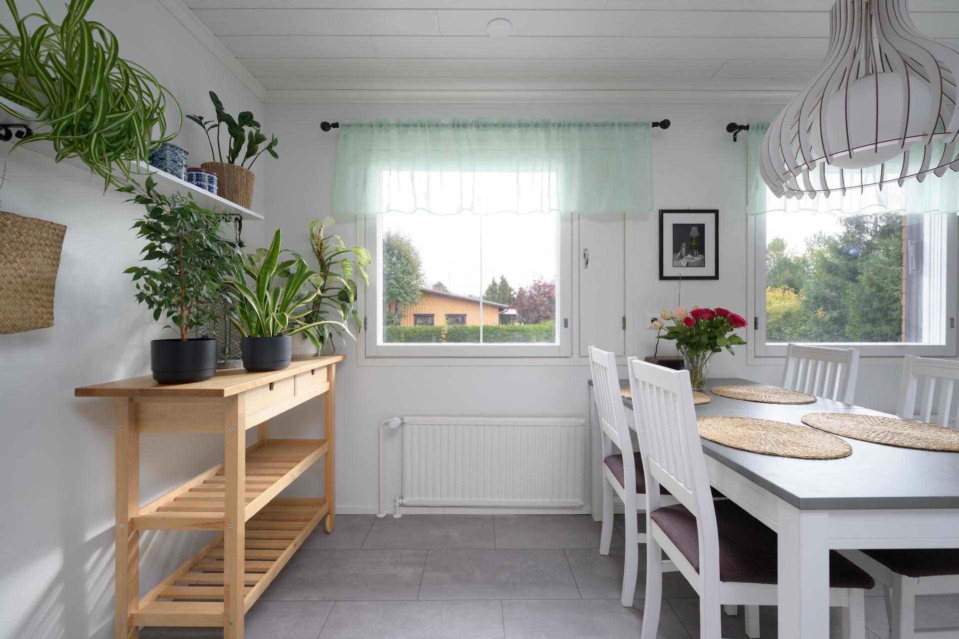 Tuomaantie 12, Kirkonkylä, Nurmijärvi