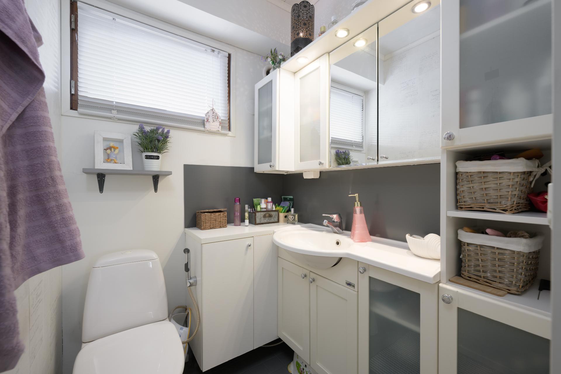 Tuomaantie 12, Kirkonkylä, Nurmijärvi