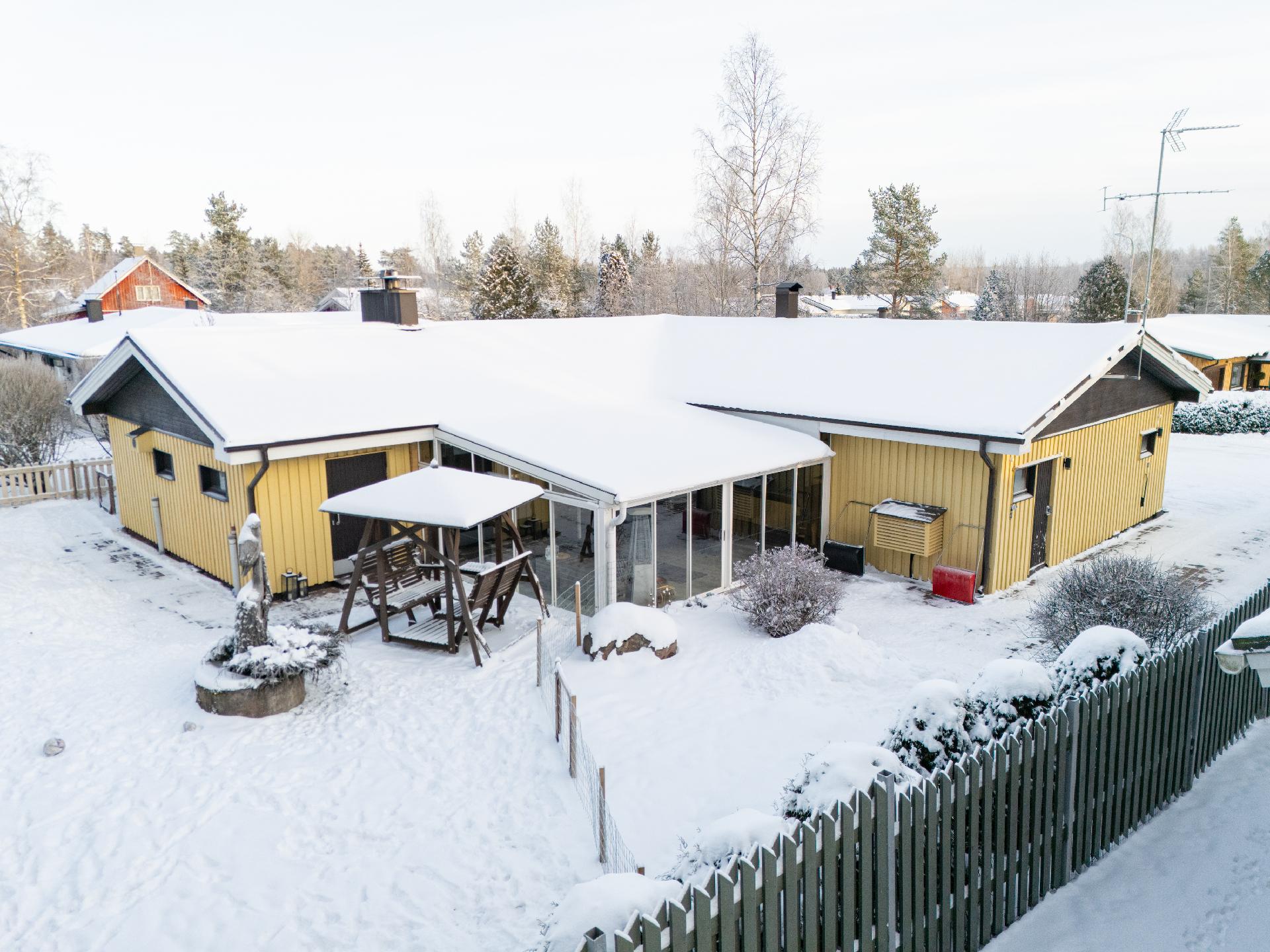 Tuomaantie 12, Kirkonkylä, Nurmijärvi