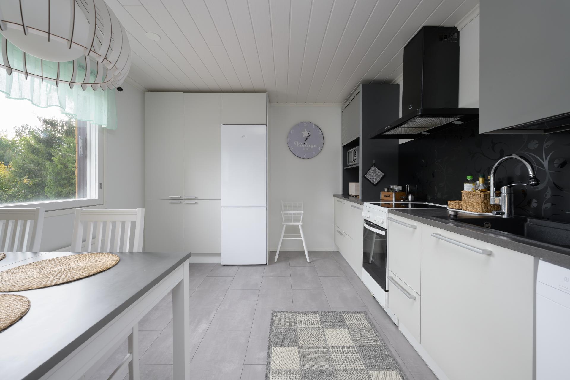 Tuomaantie 12, Kirkonkylä, Nurmijärvi