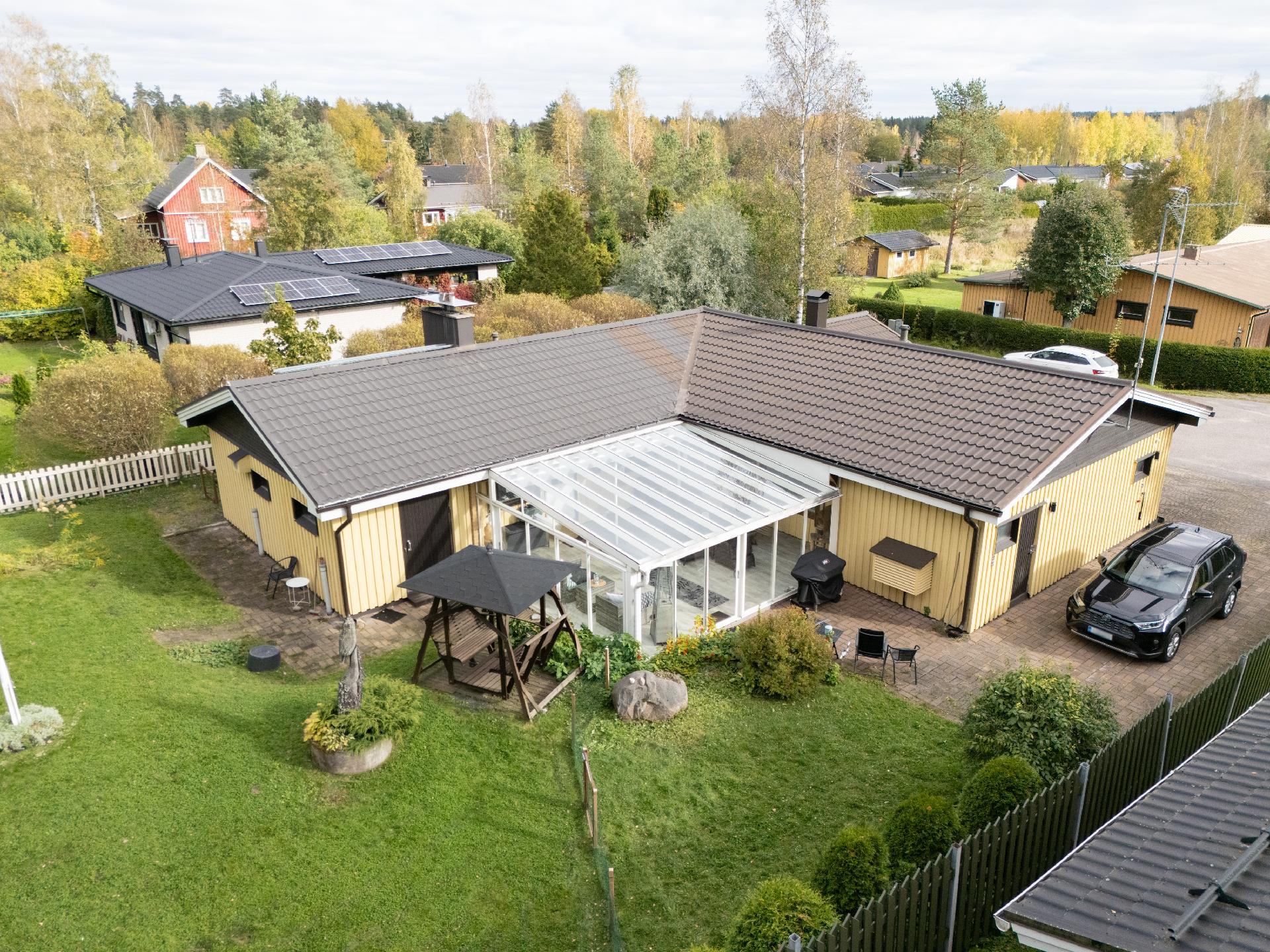 Tuomaantie 12, Kirkonkylä, Nurmijärvi