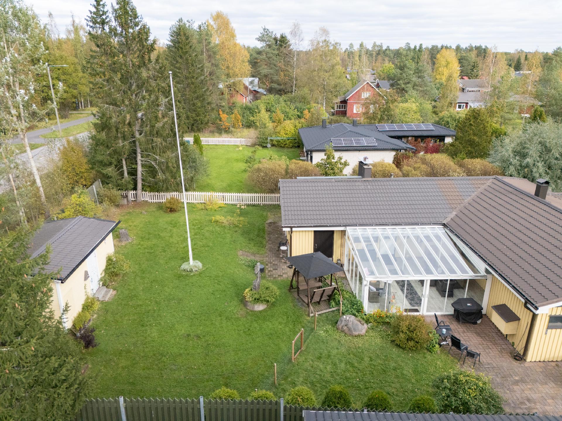 Tuomaantie 12, Kirkonkylä, Nurmijärvi